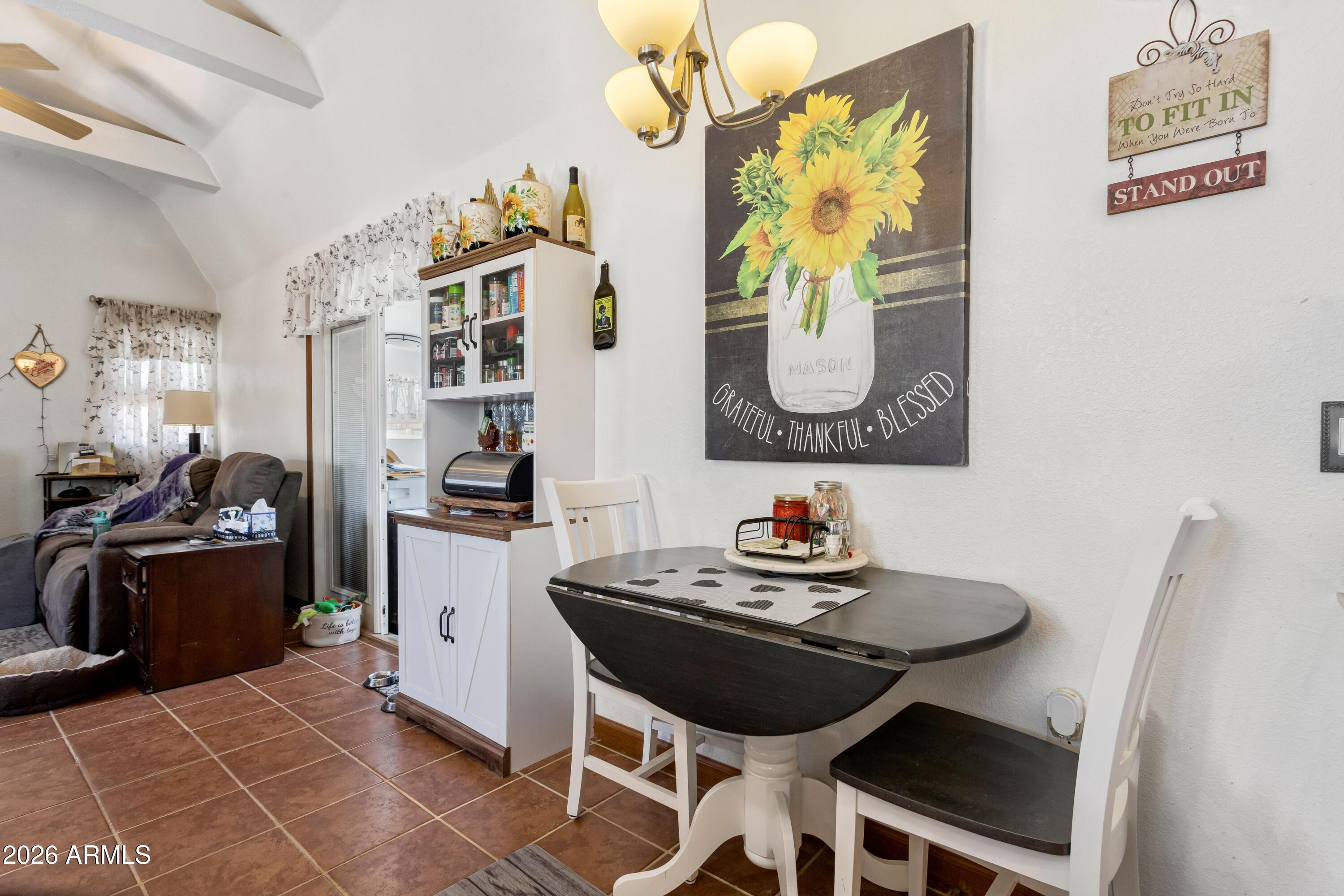 HIGH KNOLL RANCHES - Residential
