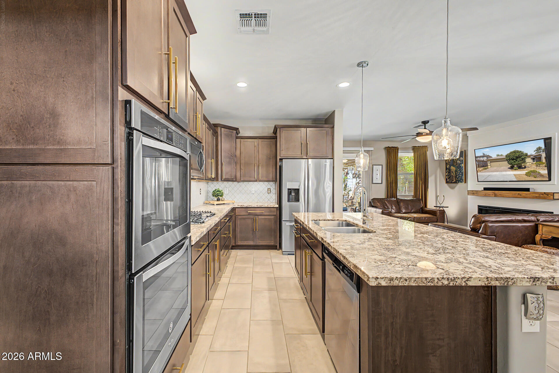ESTATES AT SOUTH MOUNTAIN - Residential