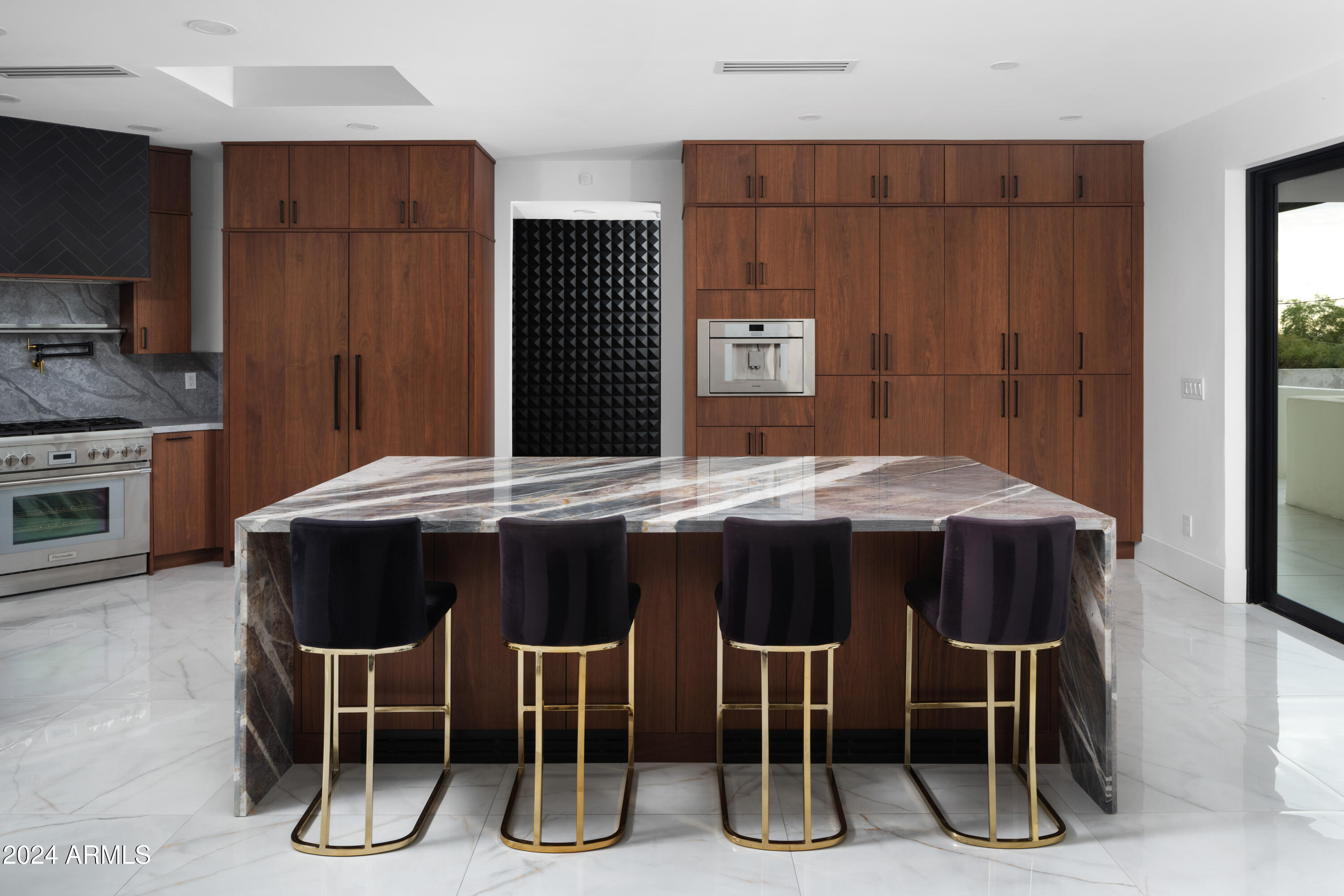 HIGHLANDS - Residential