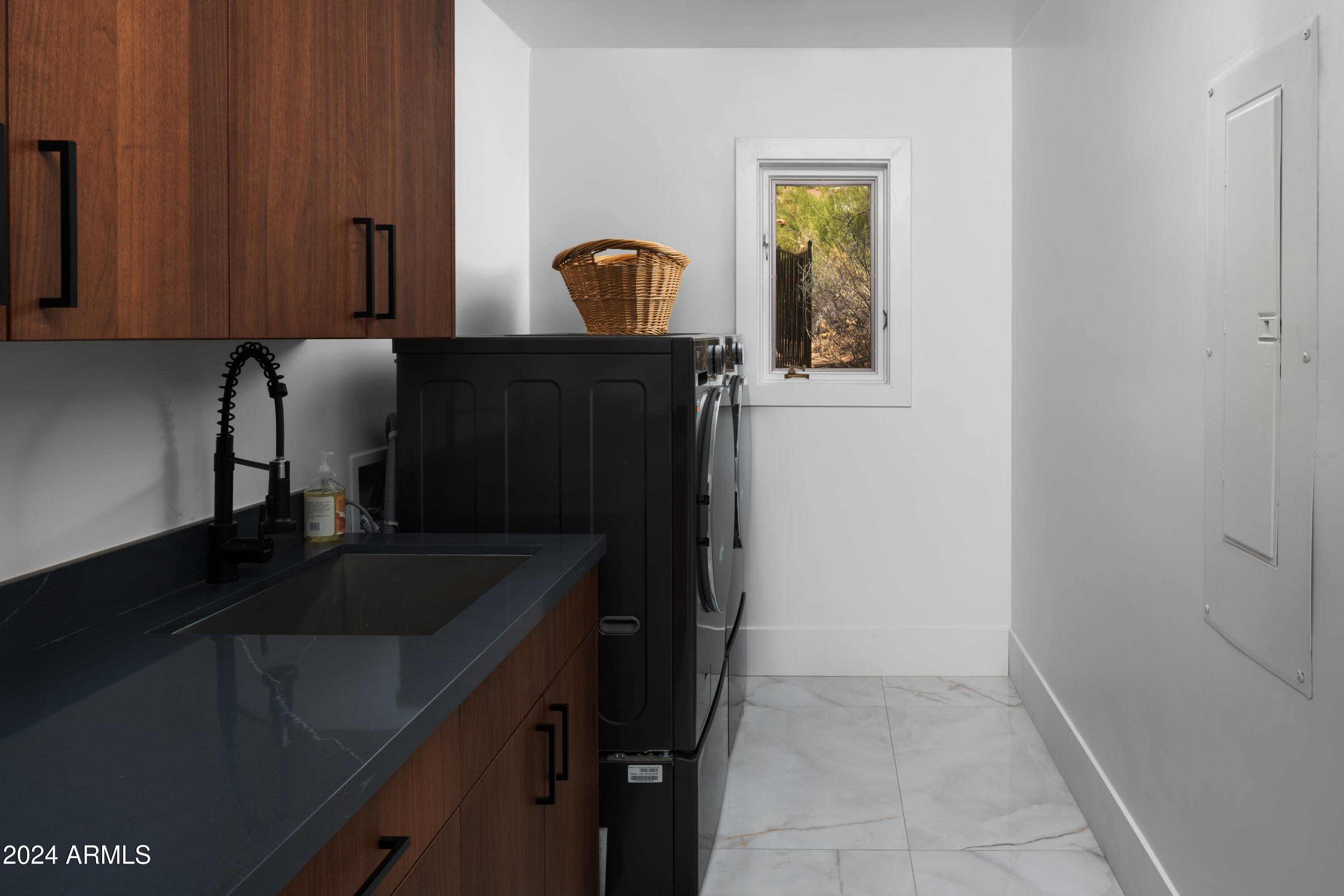 HIGHLANDS - Residential