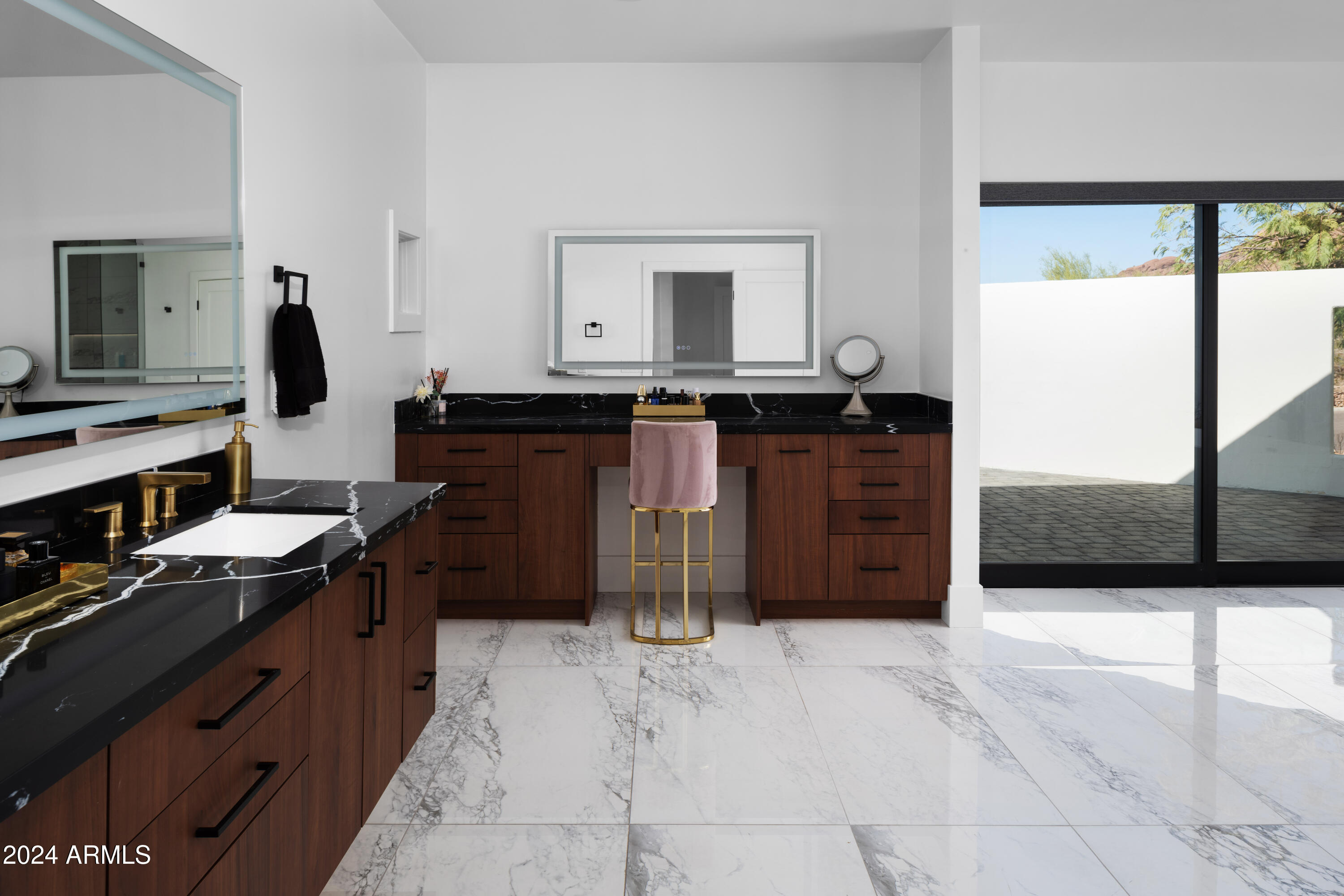 HIGHLANDS - Residential