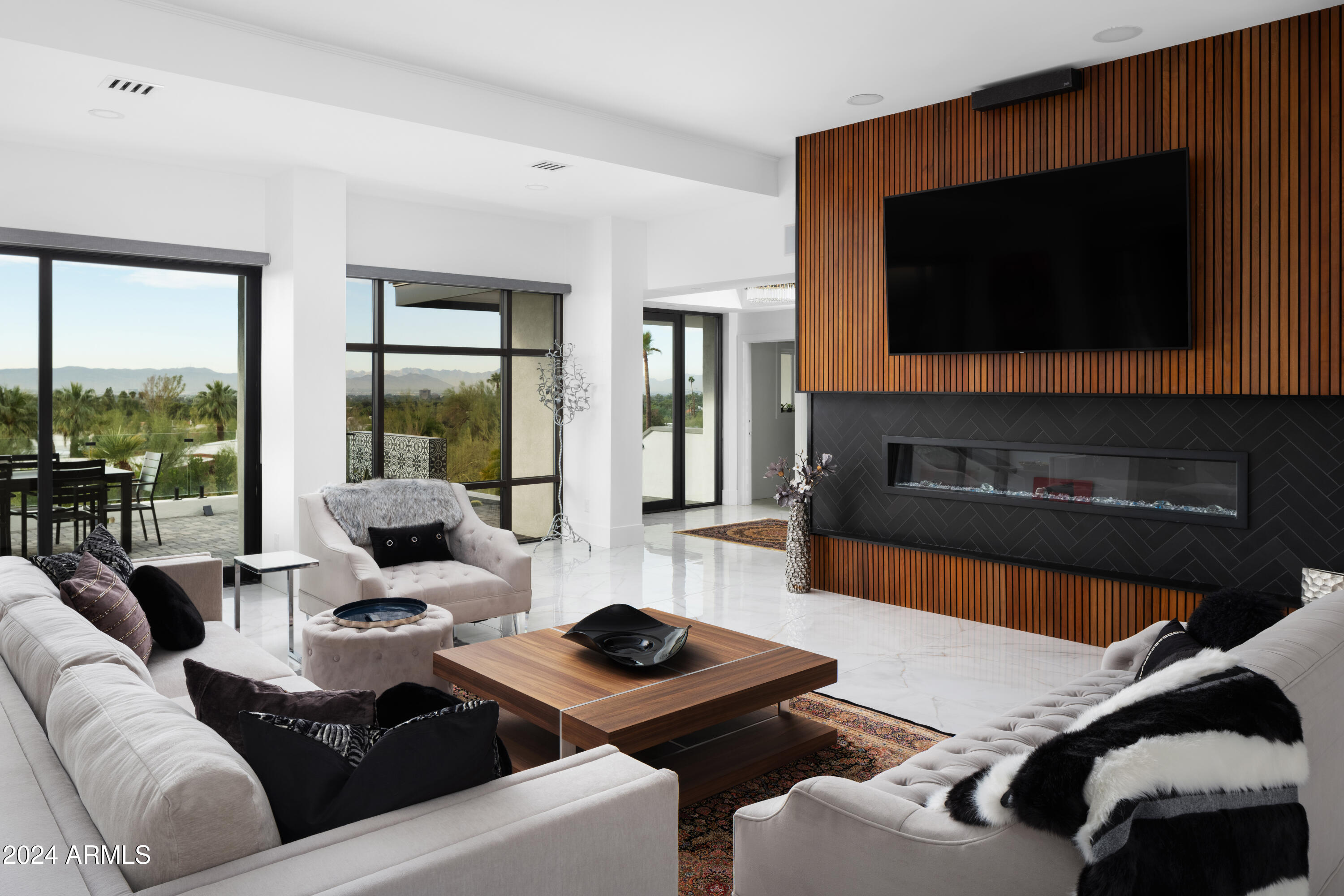 HIGHLANDS - Residential
