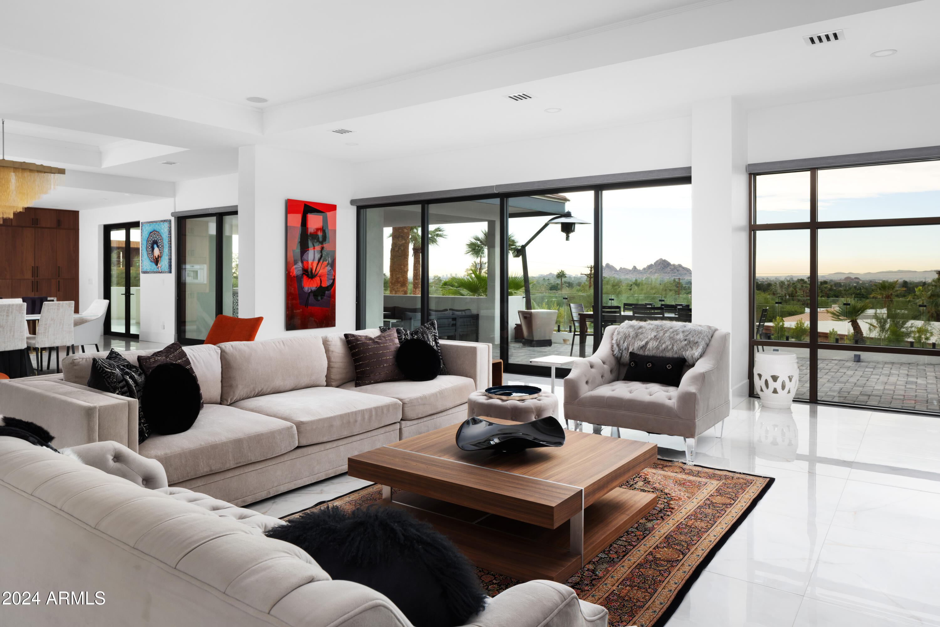 HIGHLANDS - Residential