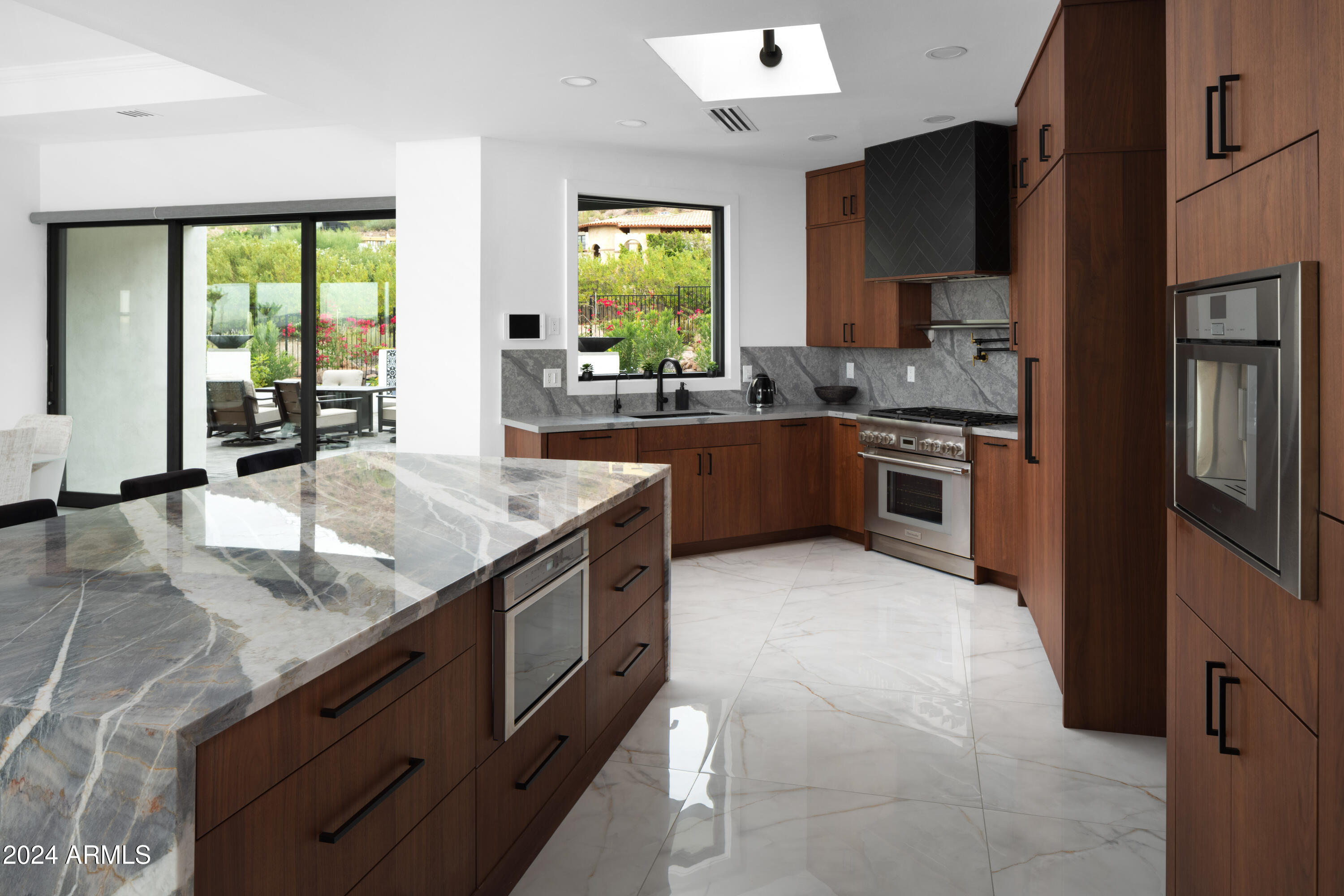 HIGHLANDS - Residential