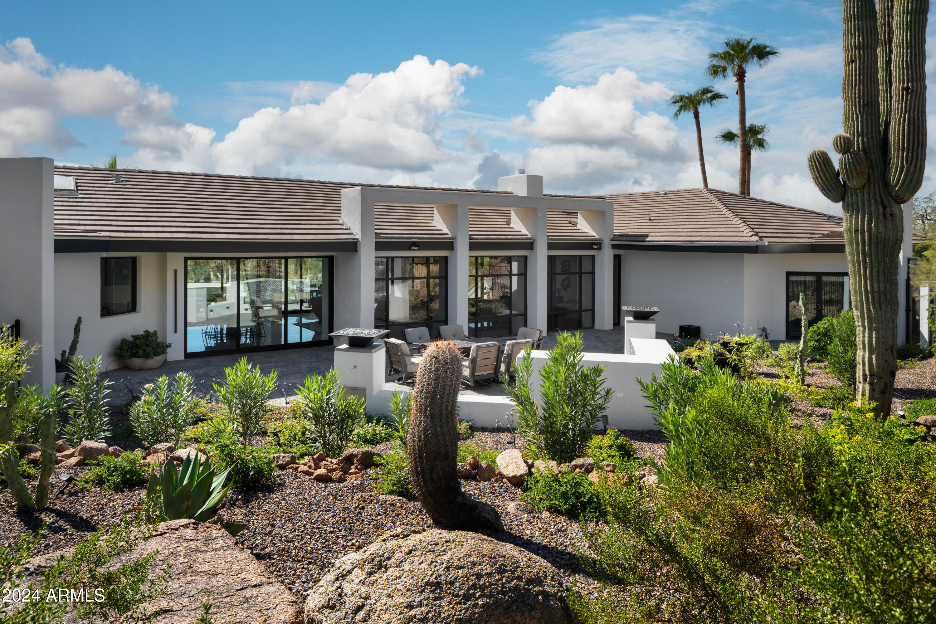 HIGHLANDS - Residential