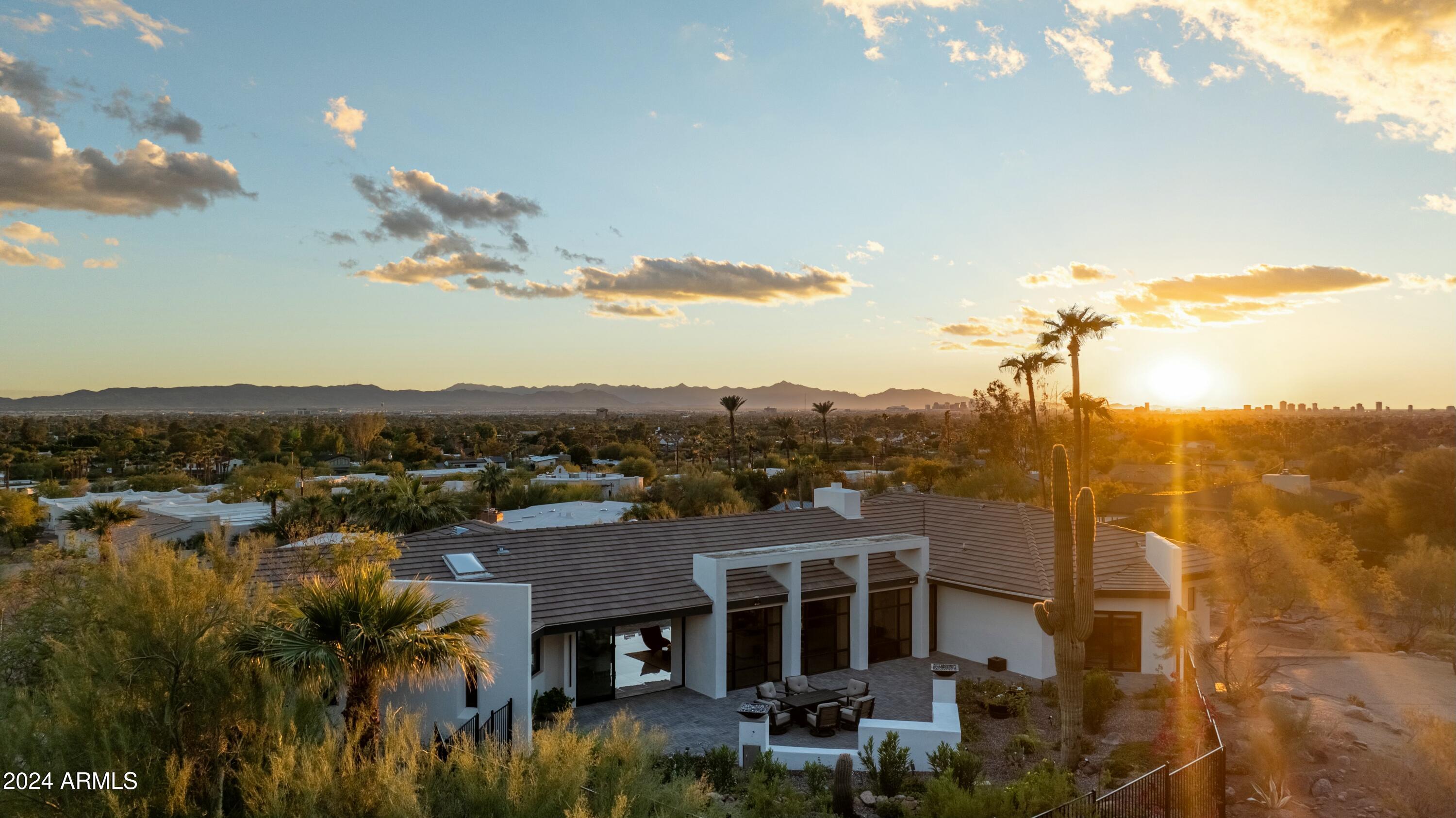 HIGHLANDS - Residential