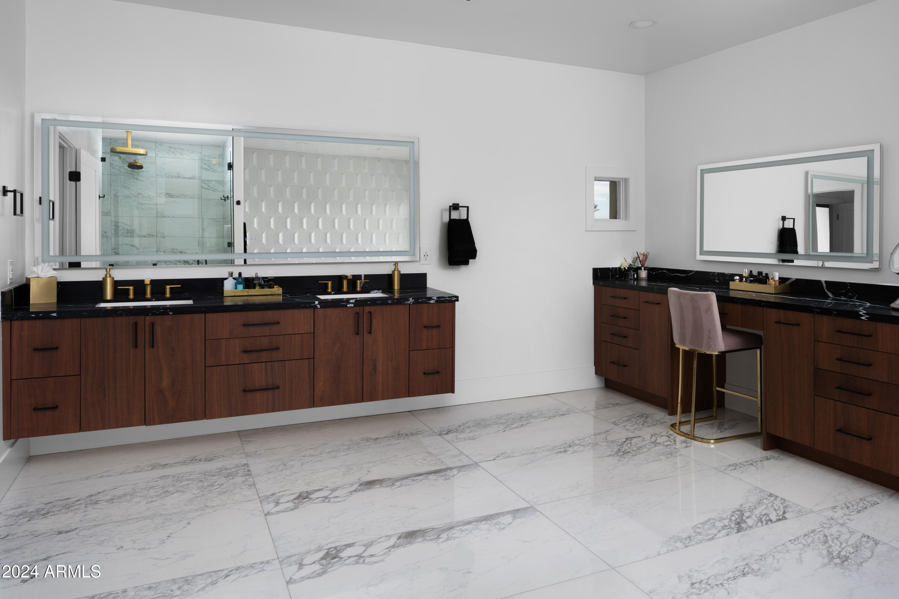 HIGHLANDS - Residential