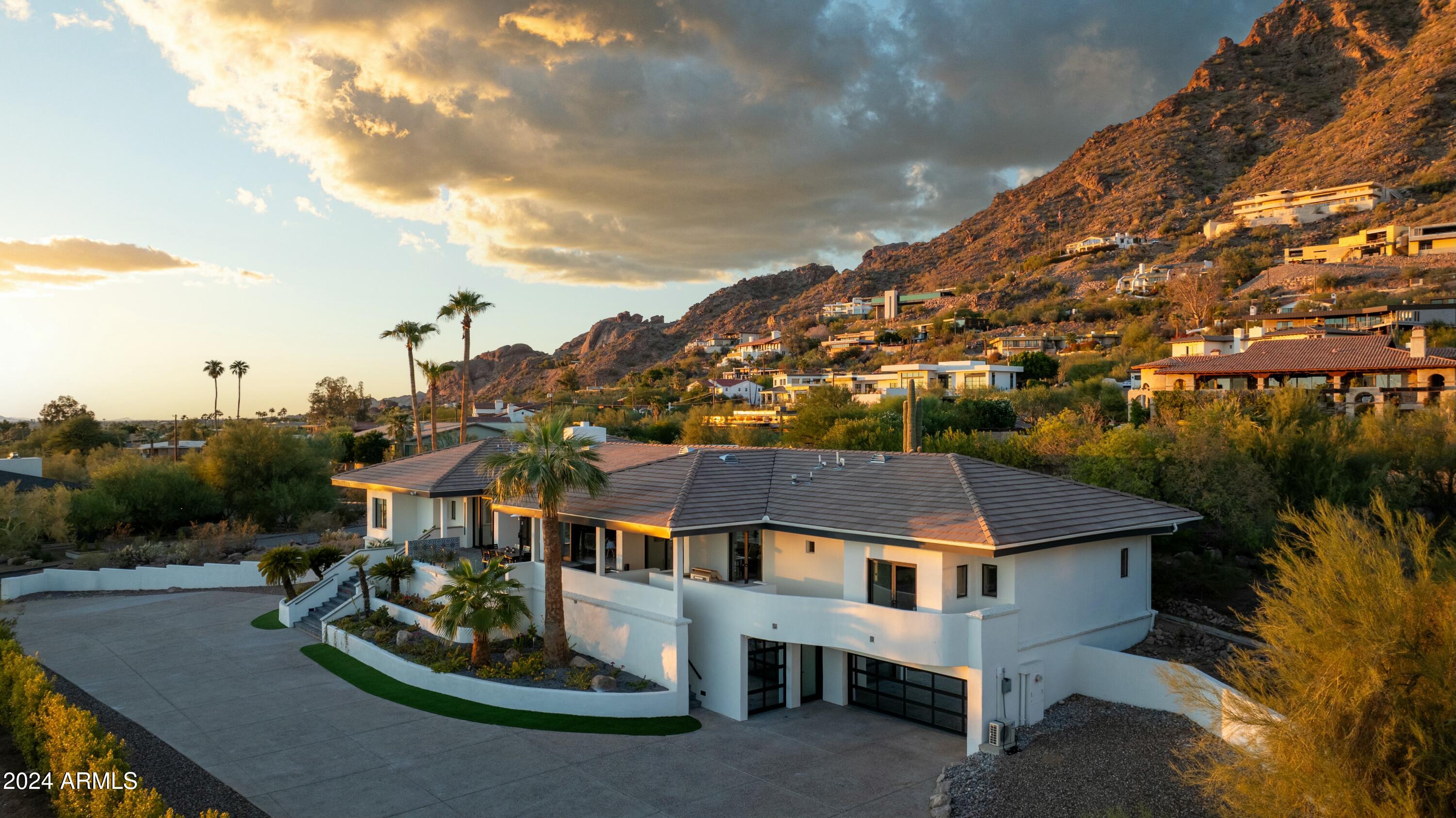 HIGHLANDS - Residential