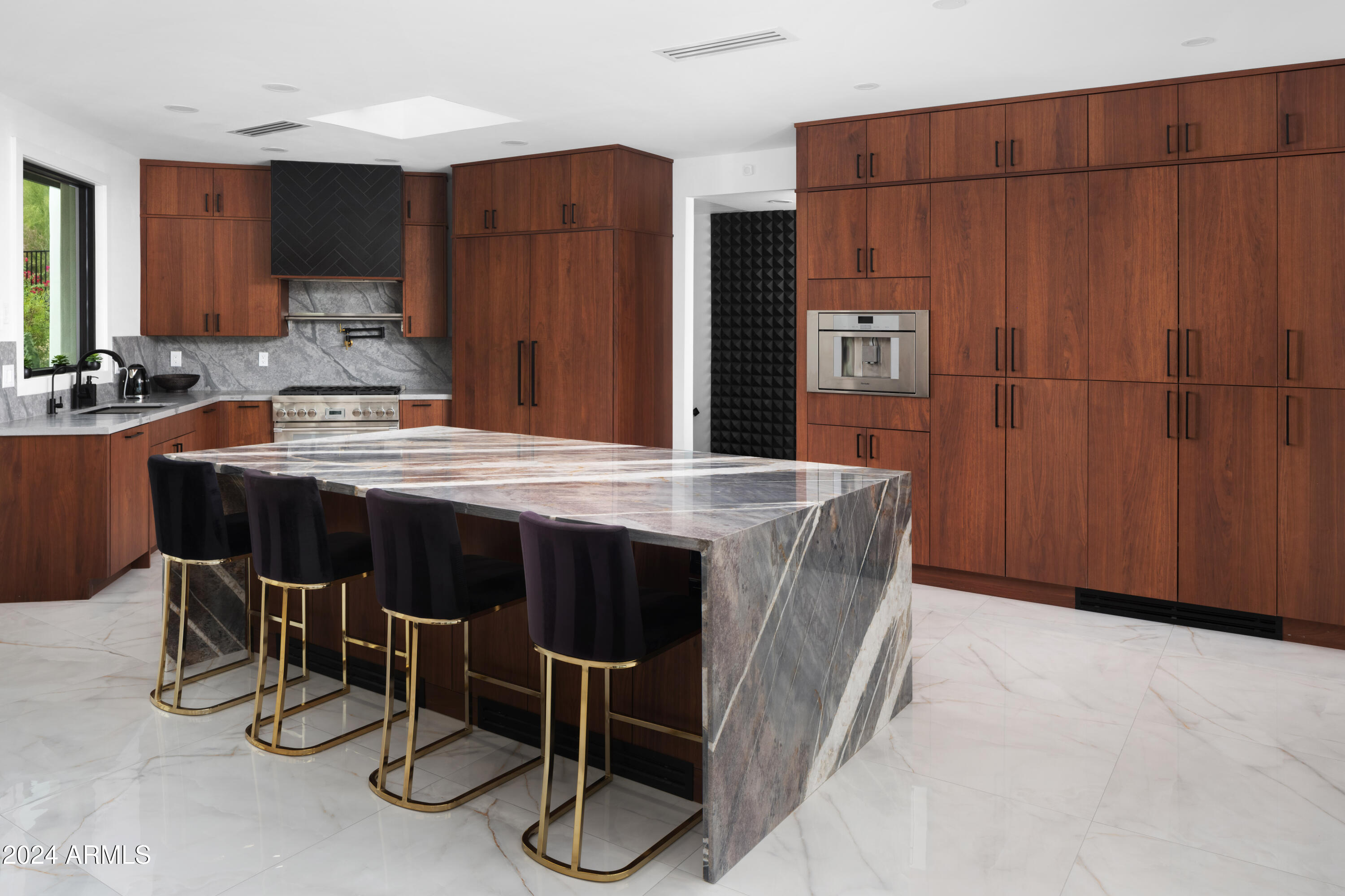 HIGHLANDS - Residential