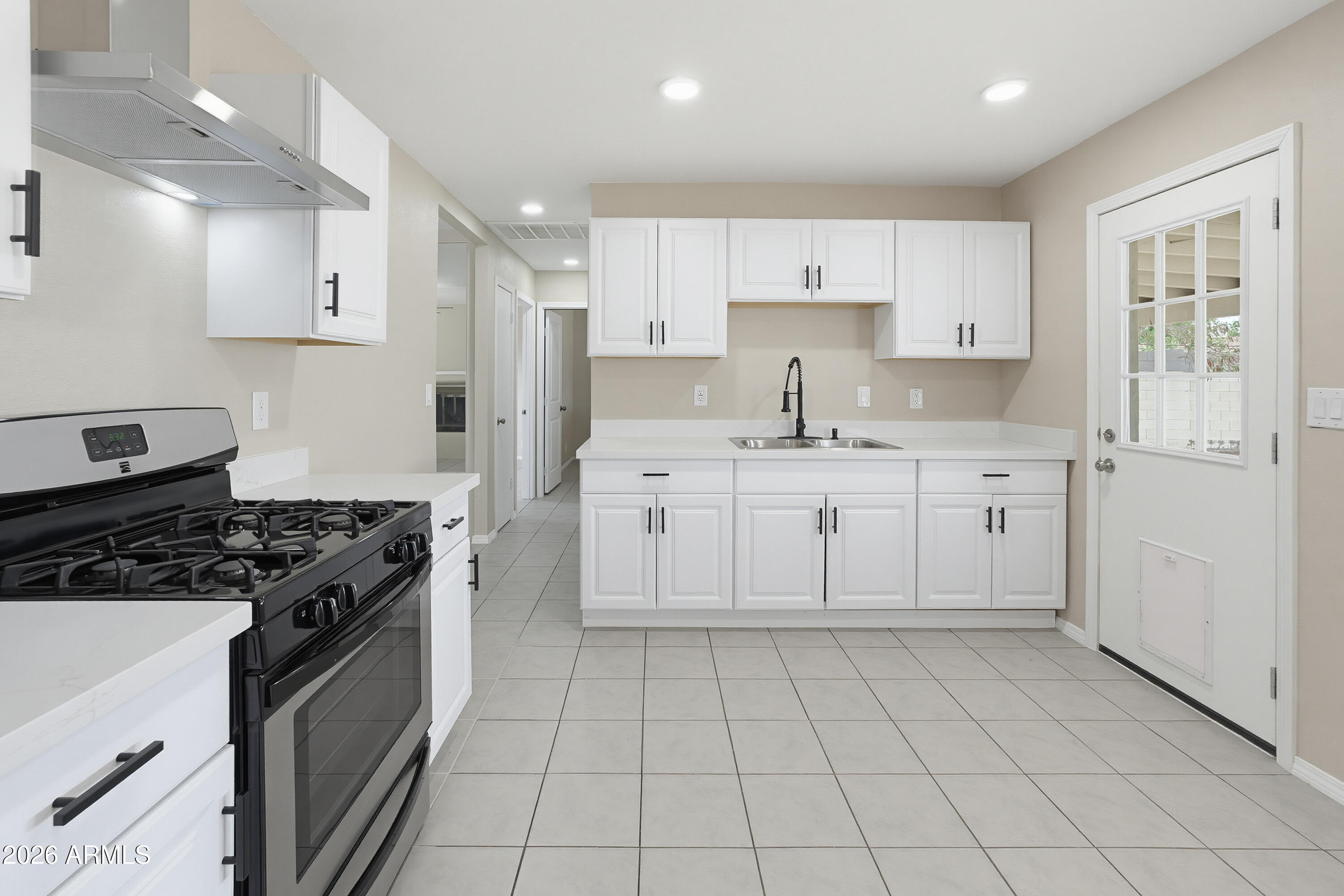 SURREY HEIGHTS 2 - Residential
