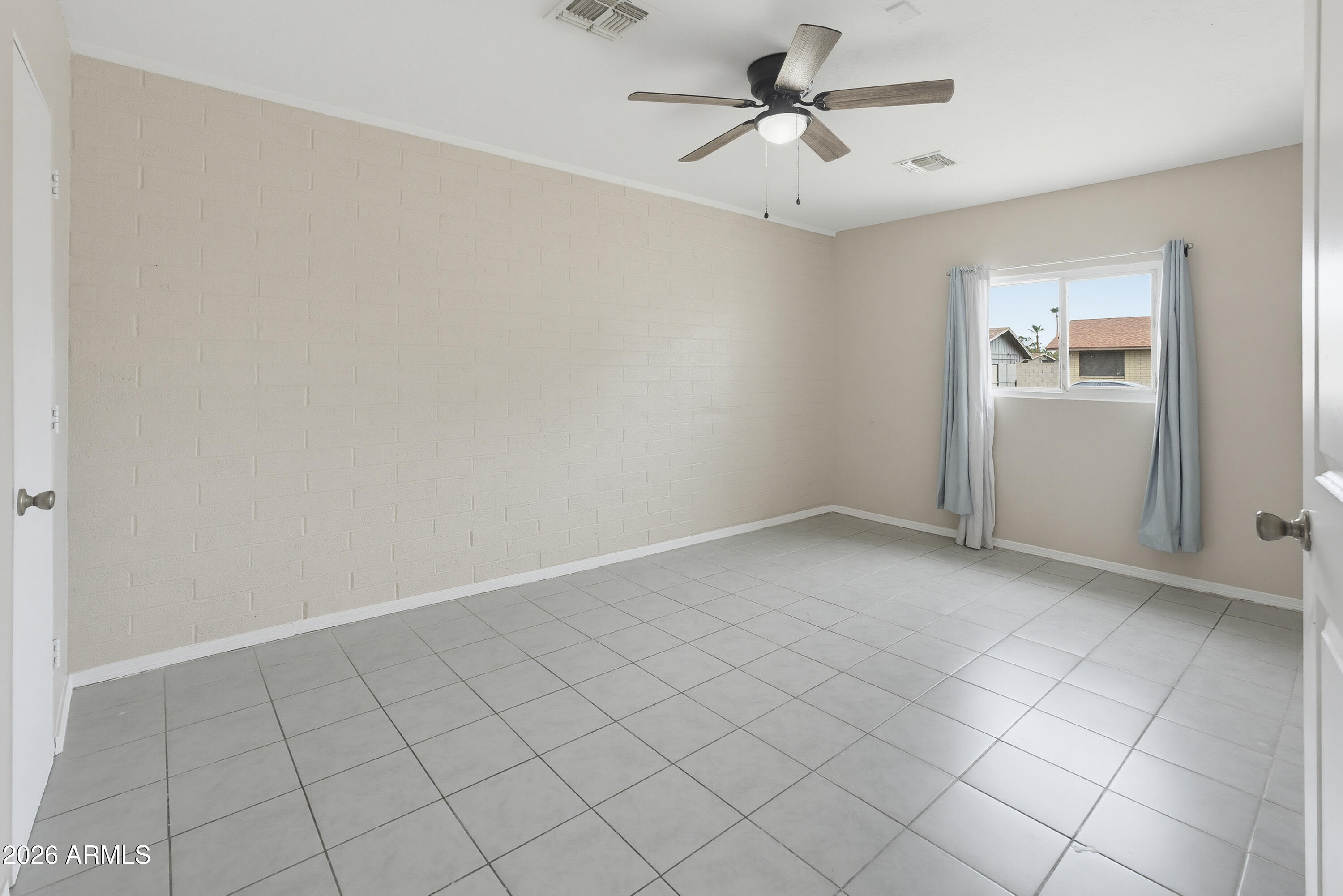 SURREY HEIGHTS 2 - Residential