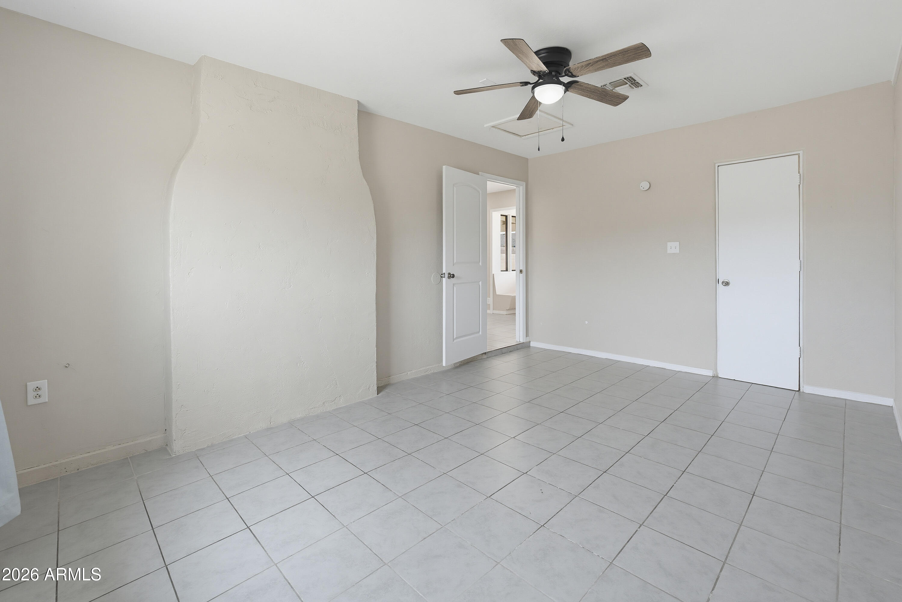 SURREY HEIGHTS 2 - Residential
