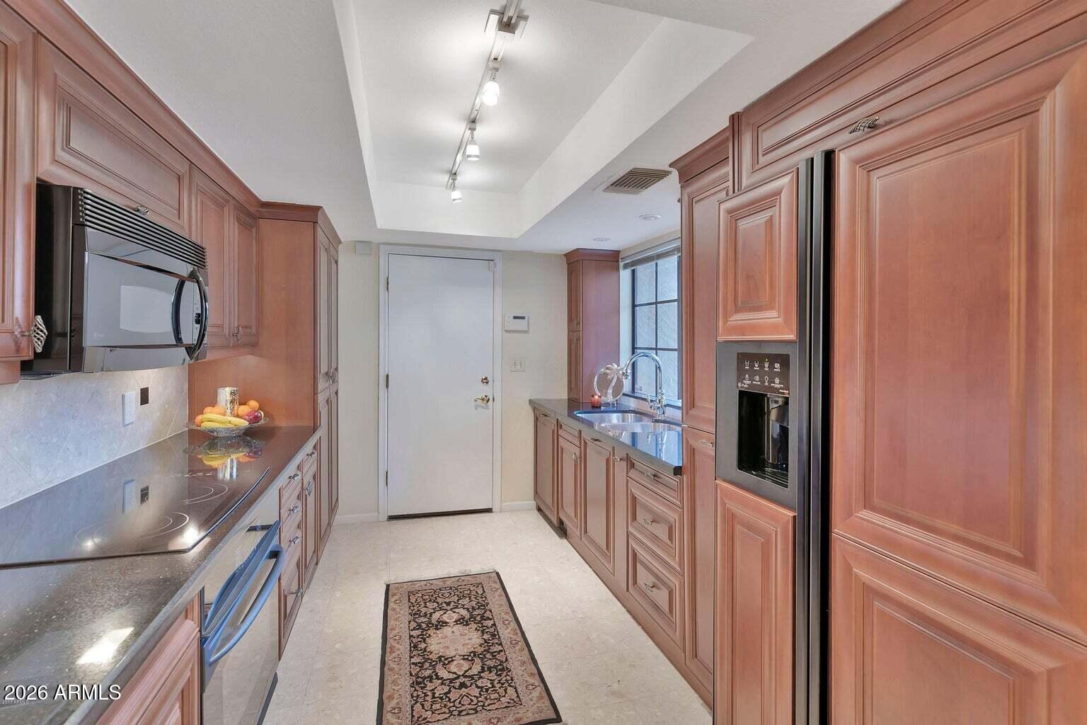 SUN CANYON AMD - Residential