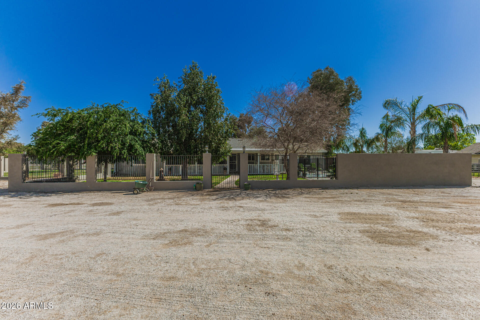 ROMOLA OF ARIZONA GRAPE FRUIT UNIT NO. 43 RESUB BL - Residential