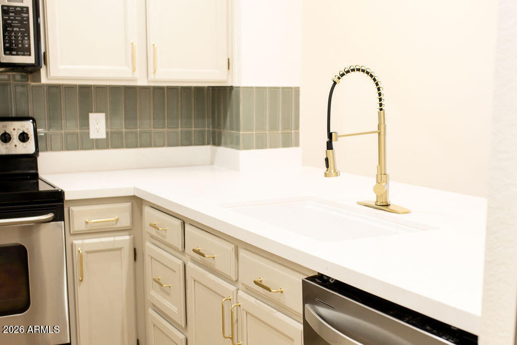 SCOTTSDALE BAY CLUB - Residential