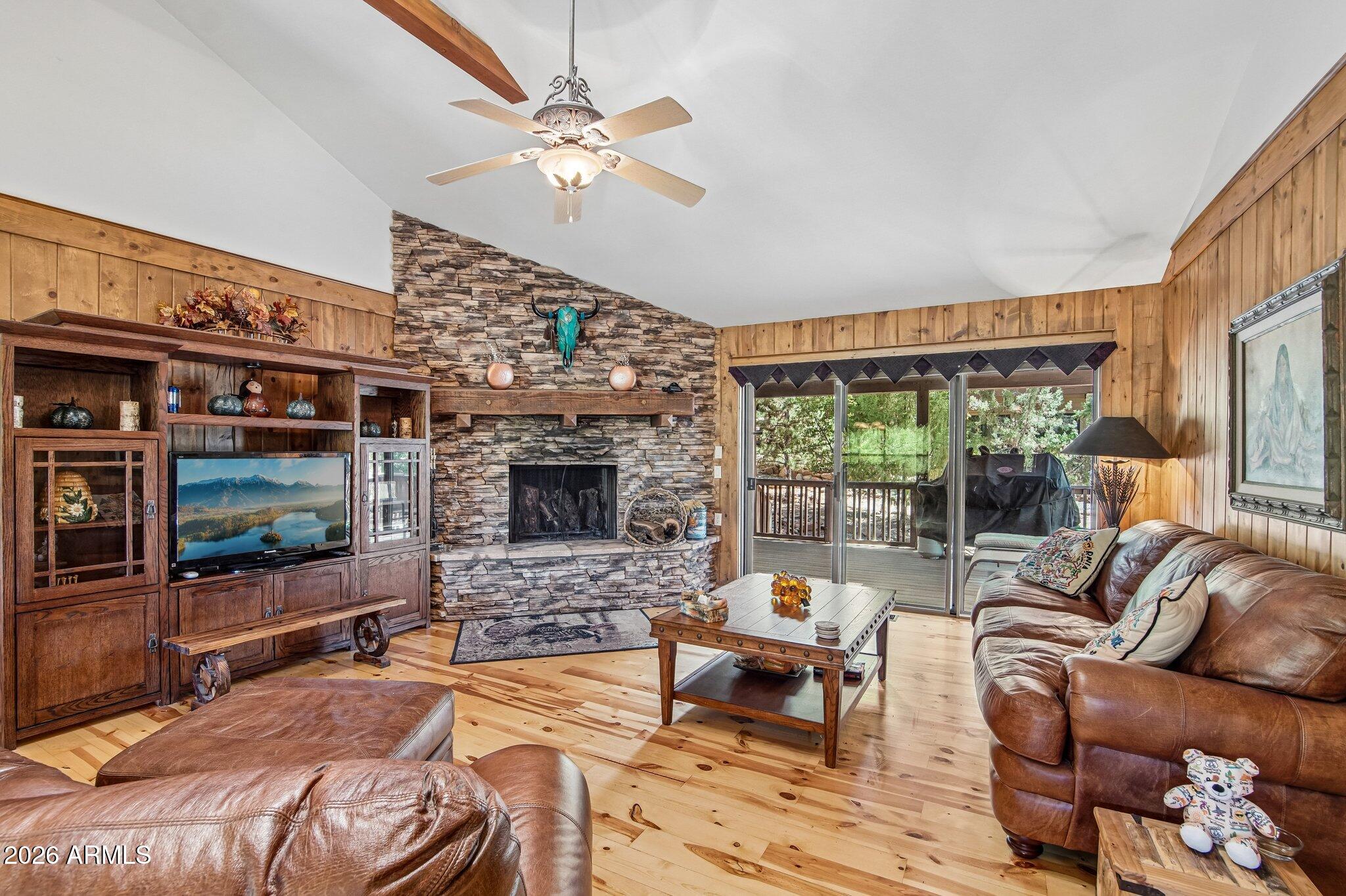 PORTAL PINE CREEK CANYON 4 - Residential