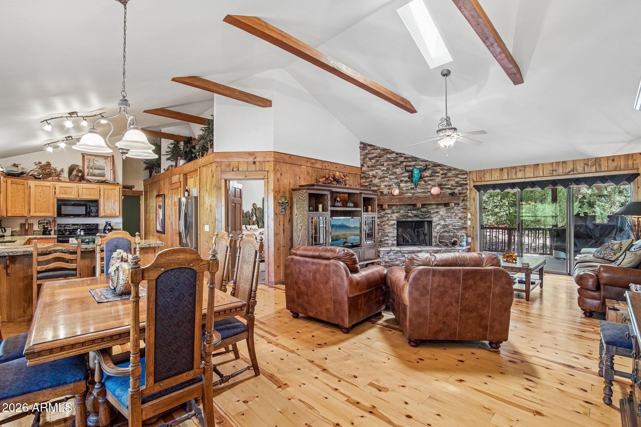 PORTAL PINE CREEK CANYON 4 - Residential
