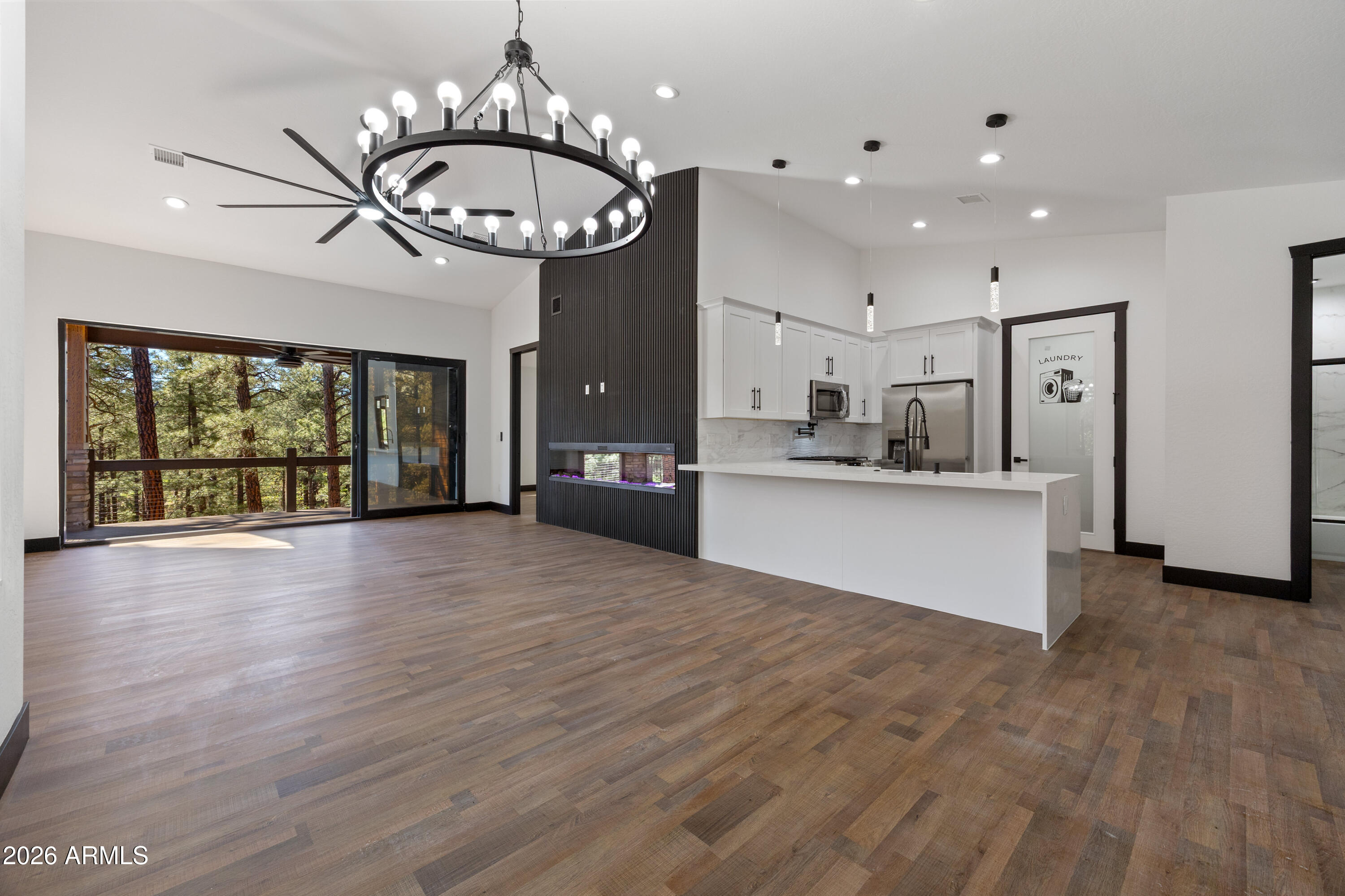 THE RETREAT VILLAS AT BISON CROSSING - Residential