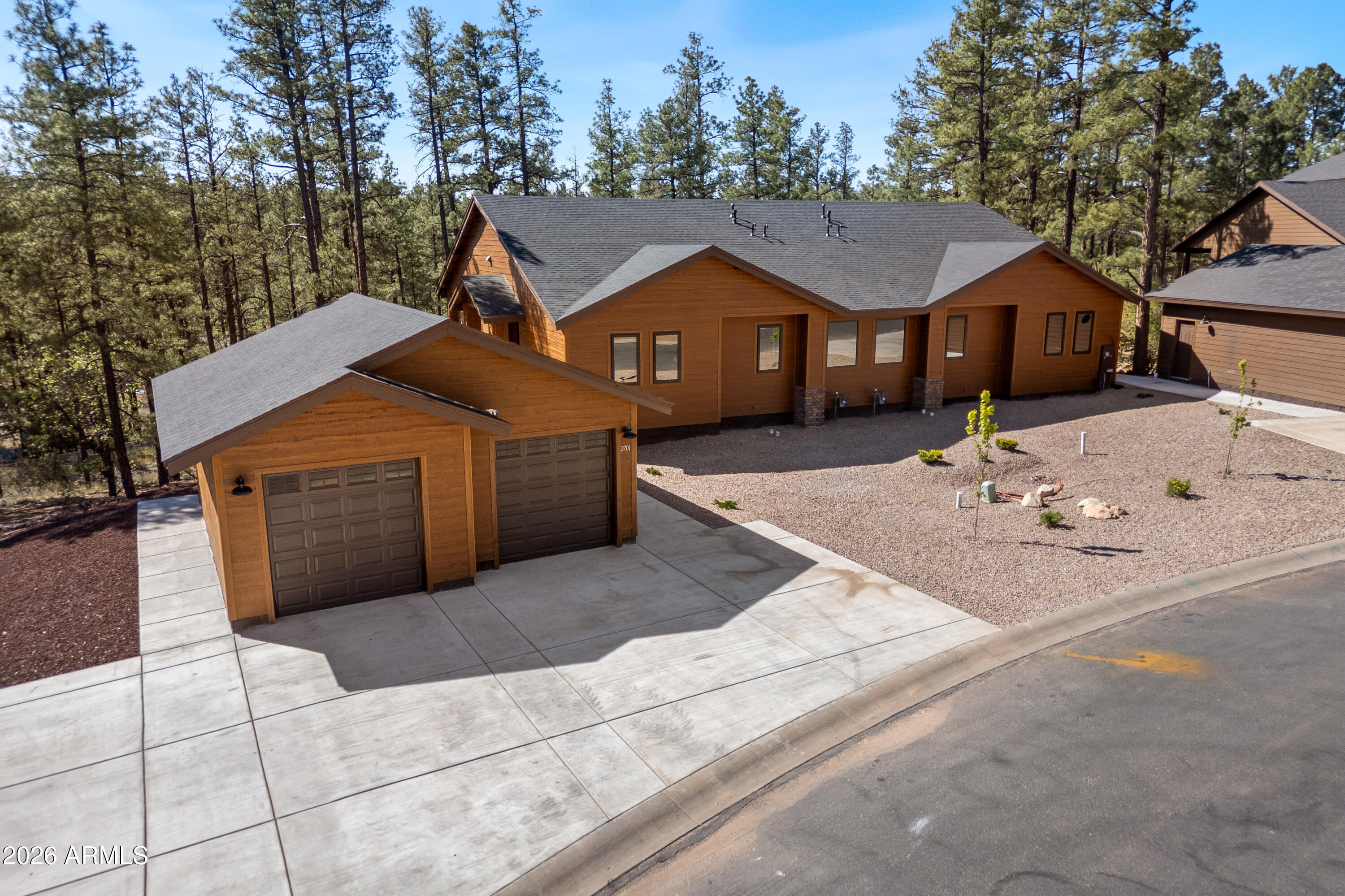THE RETREAT VILLAS AT BISON CROSSING - Residential