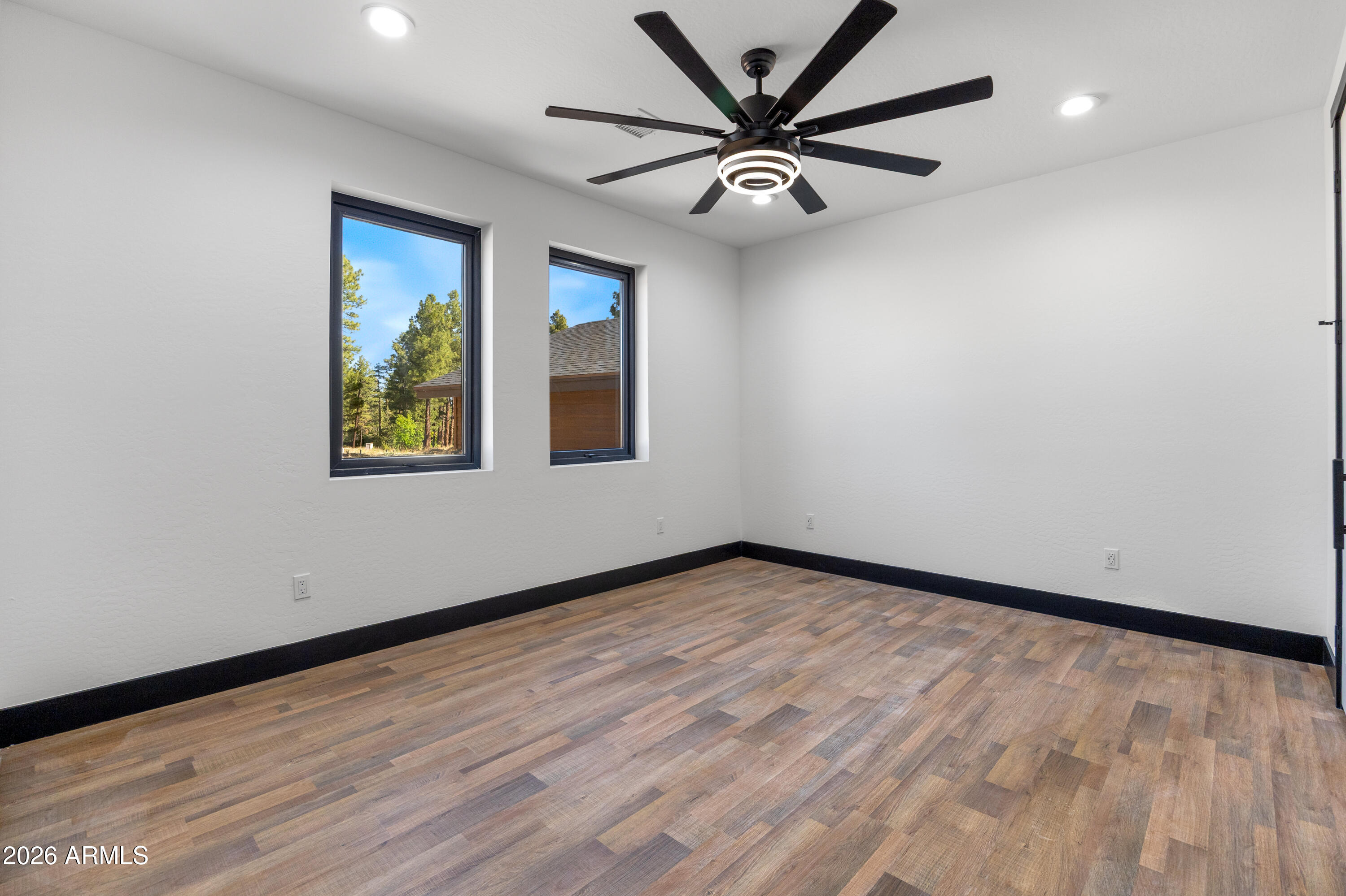 THE RETREAT VILLAS AT BISON CROSSING - Residential