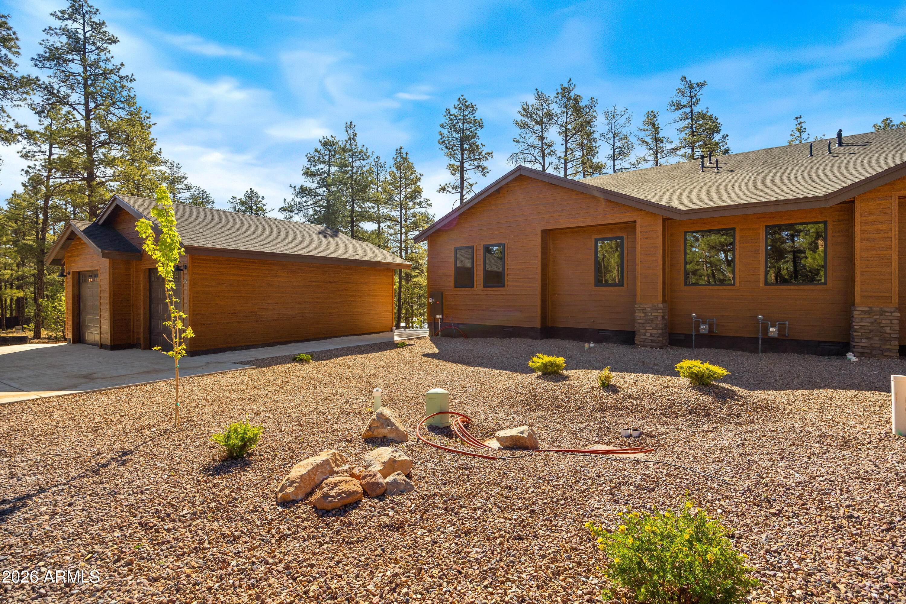 THE RETREAT VILLAS AT BISON CROSSING - Residential