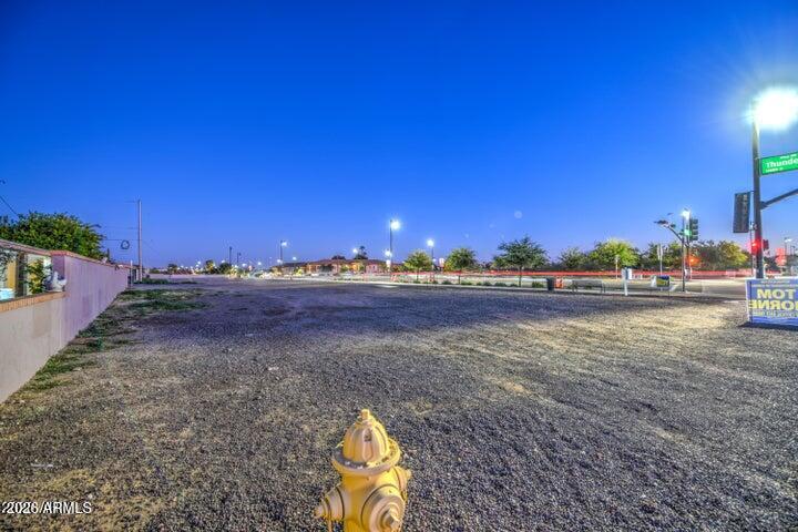 EL MIRAGE - Land