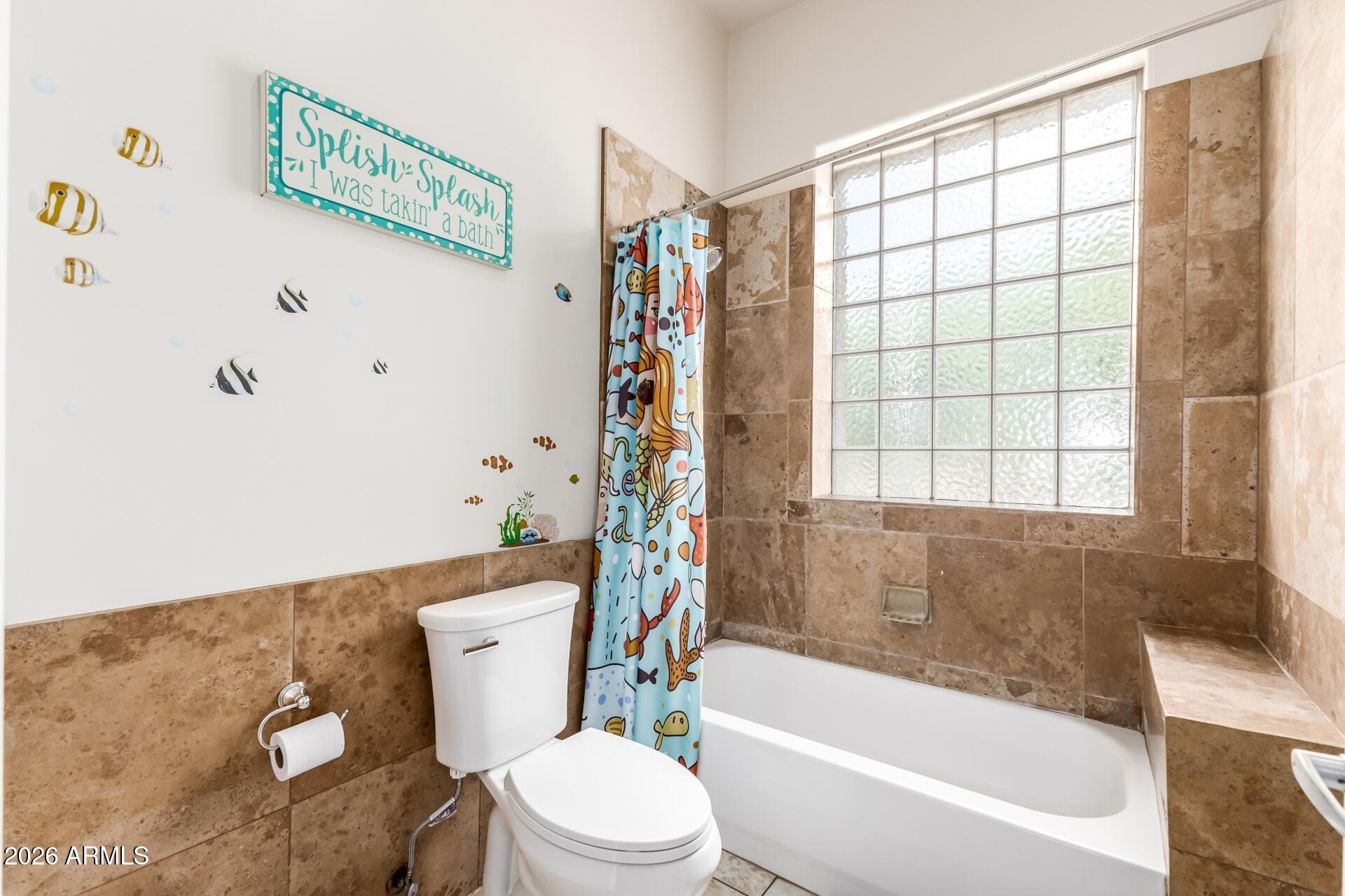 Custom Home at South Mountain Foothills. - Residential