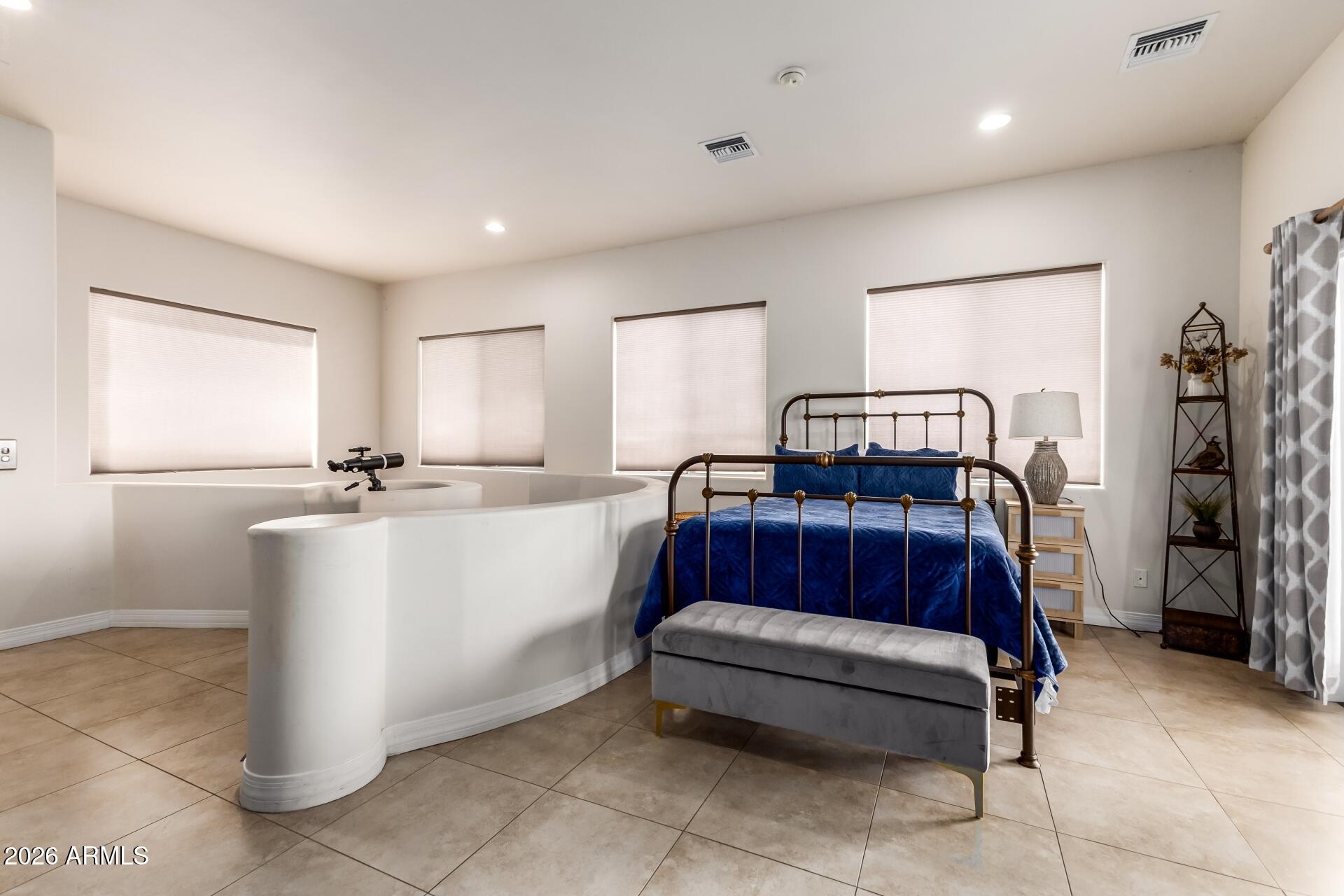 Custom Home at South Mountain Foothills. - Residential