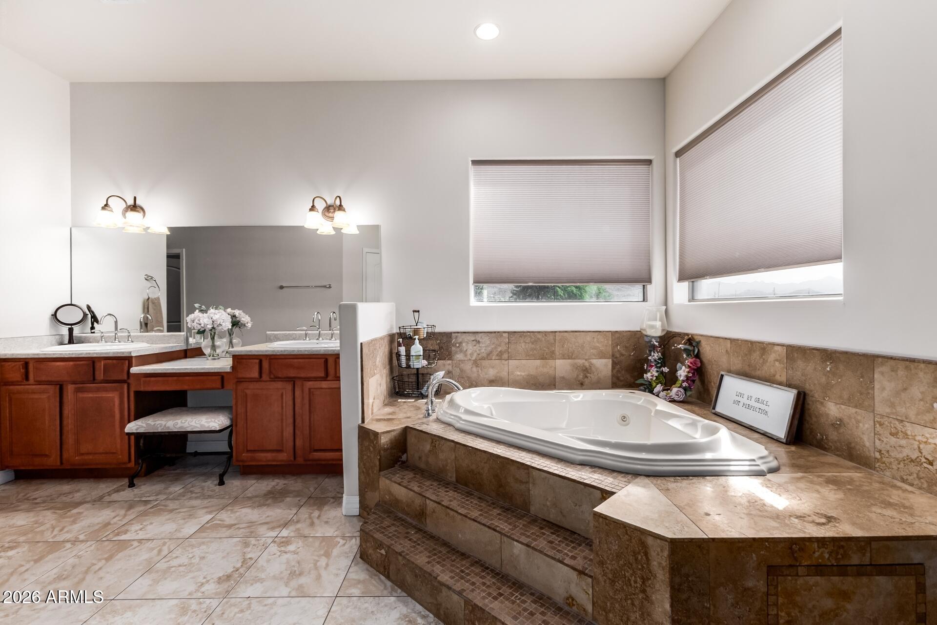 Custom Home at South Mountain Foothills. - Residential