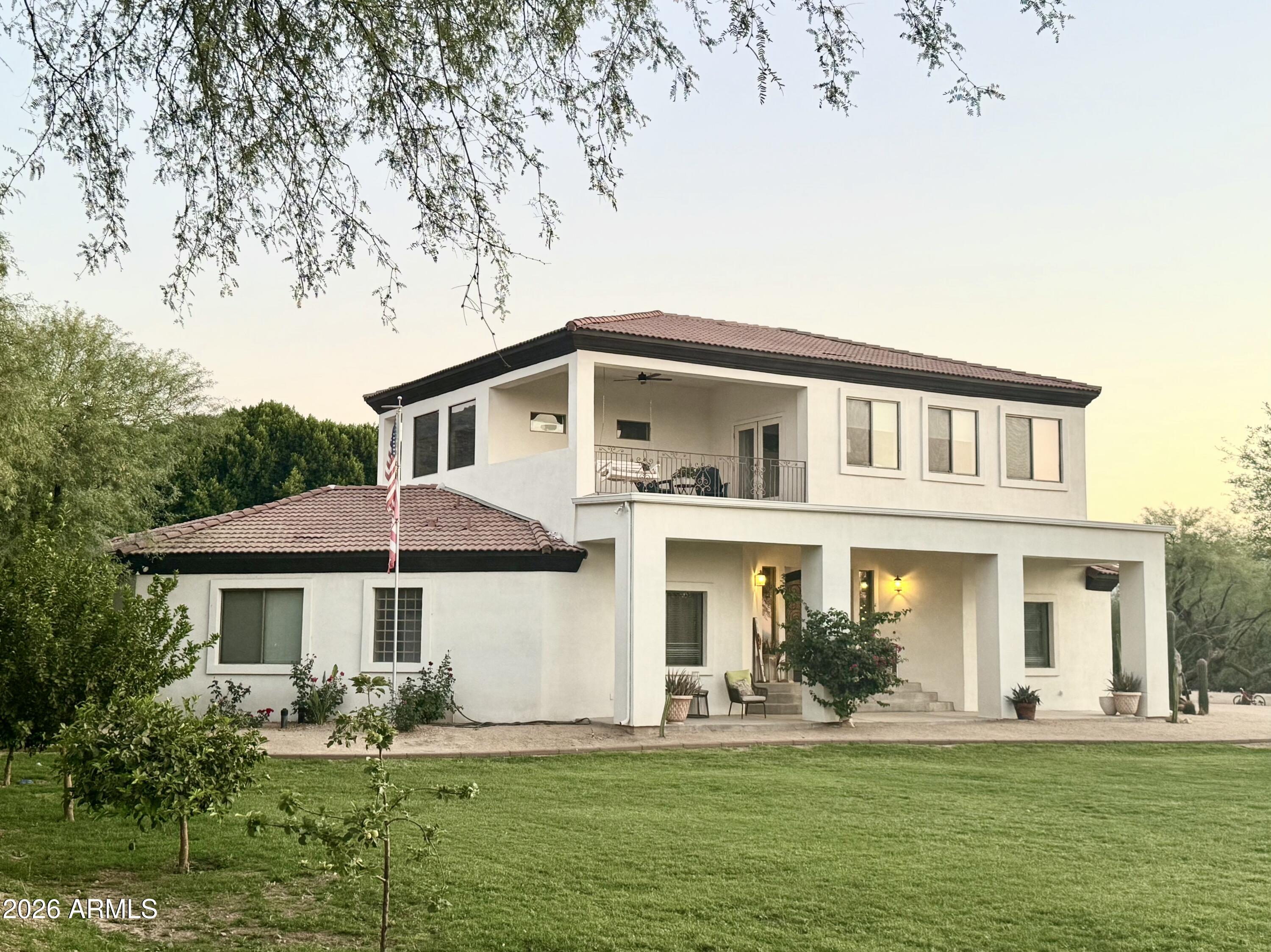 Custom Home at South Mountain Foothills. - Residential