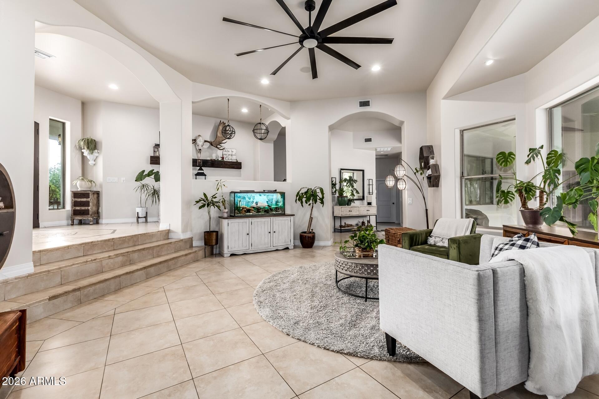 Custom Home at South Mountain Foothills. - Residential