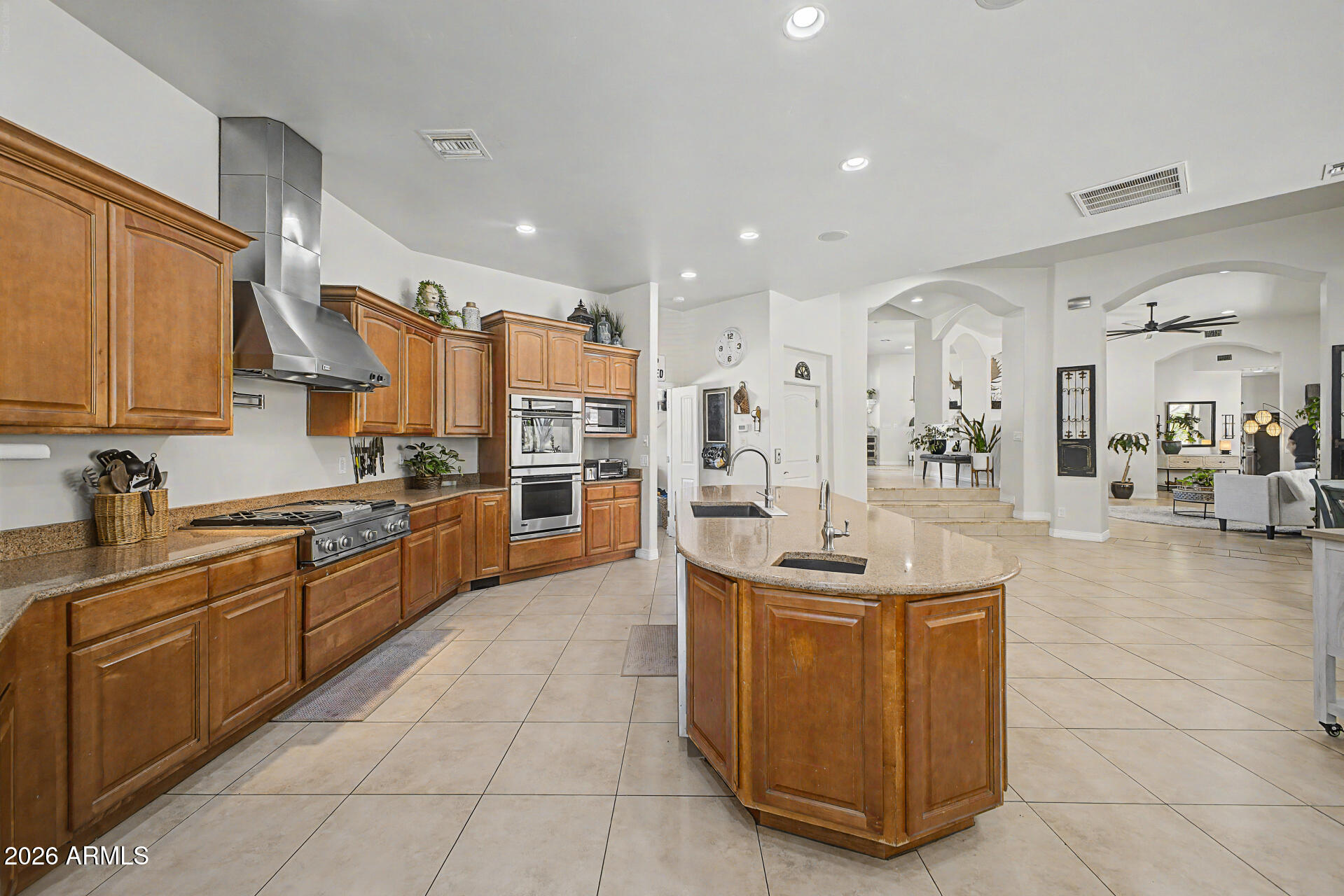 Custom Home at South Mountain Foothills. - Residential