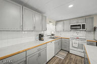 Dana's Trailer Ranch - Residential