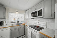 Dana's Trailer Ranch - Residential
