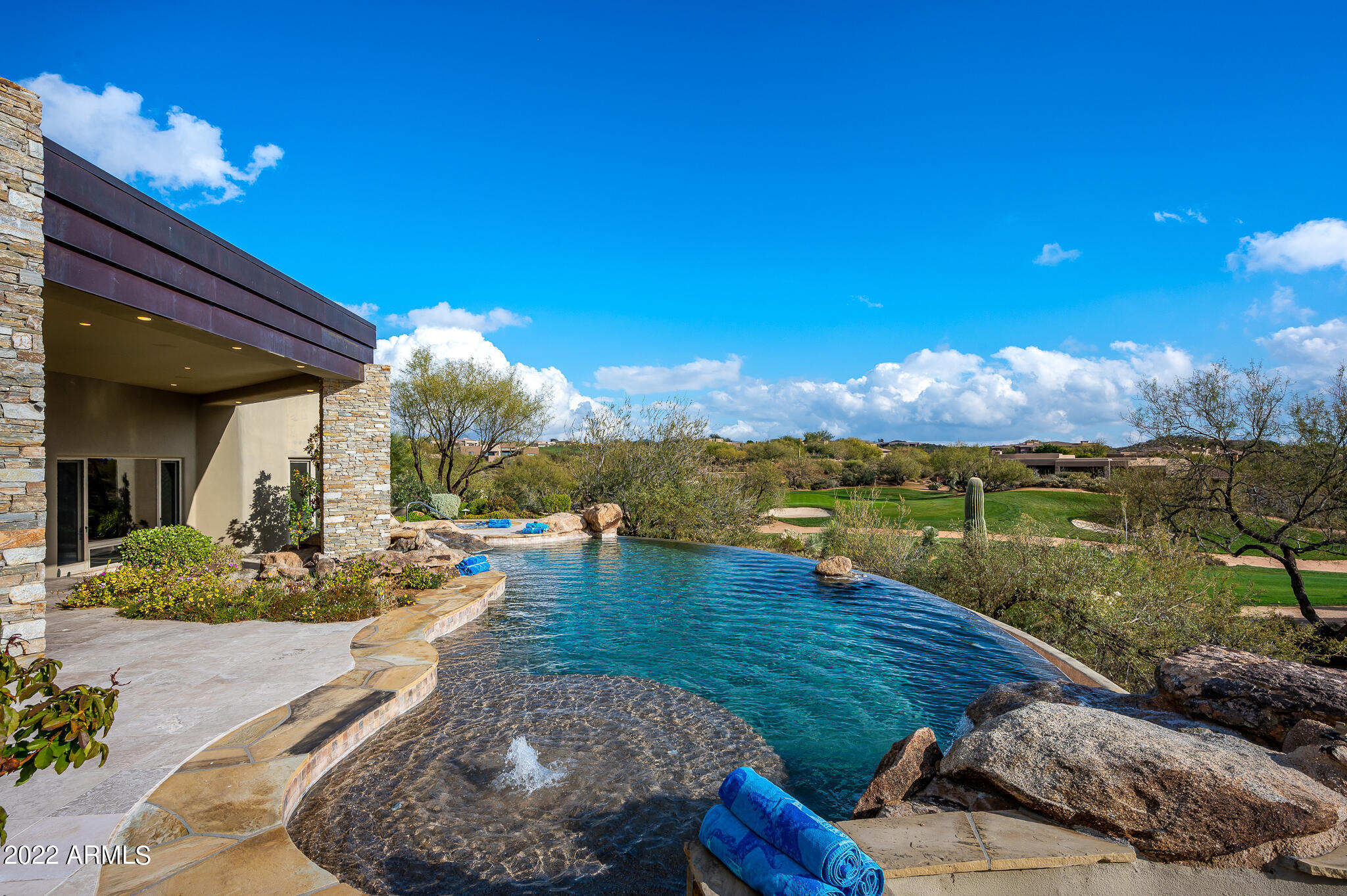 DESERT MOUNTAIN - Residential