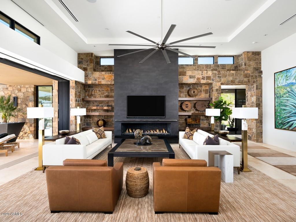DESERT MOUNTAIN - Residential