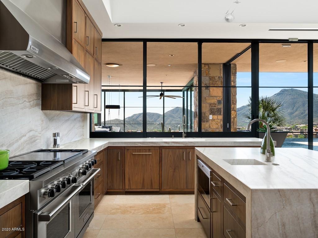 DESERT MOUNTAIN - Residential