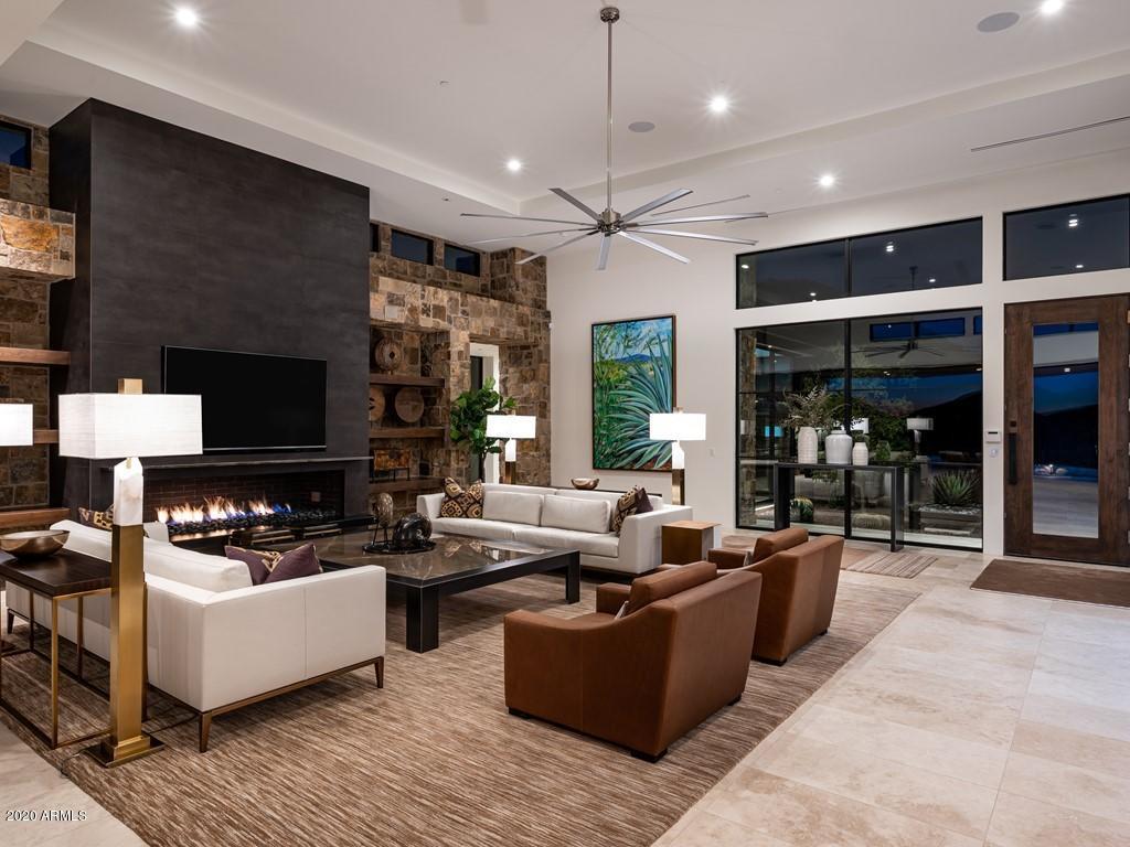 DESERT MOUNTAIN - Residential