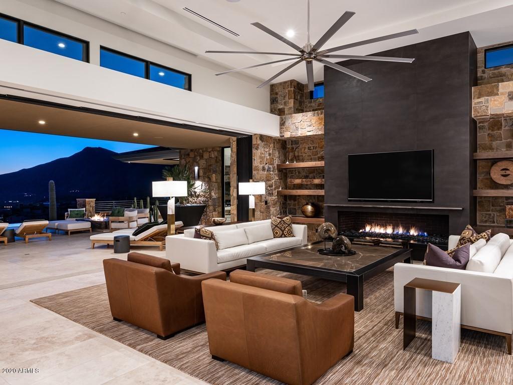 DESERT MOUNTAIN - Residential