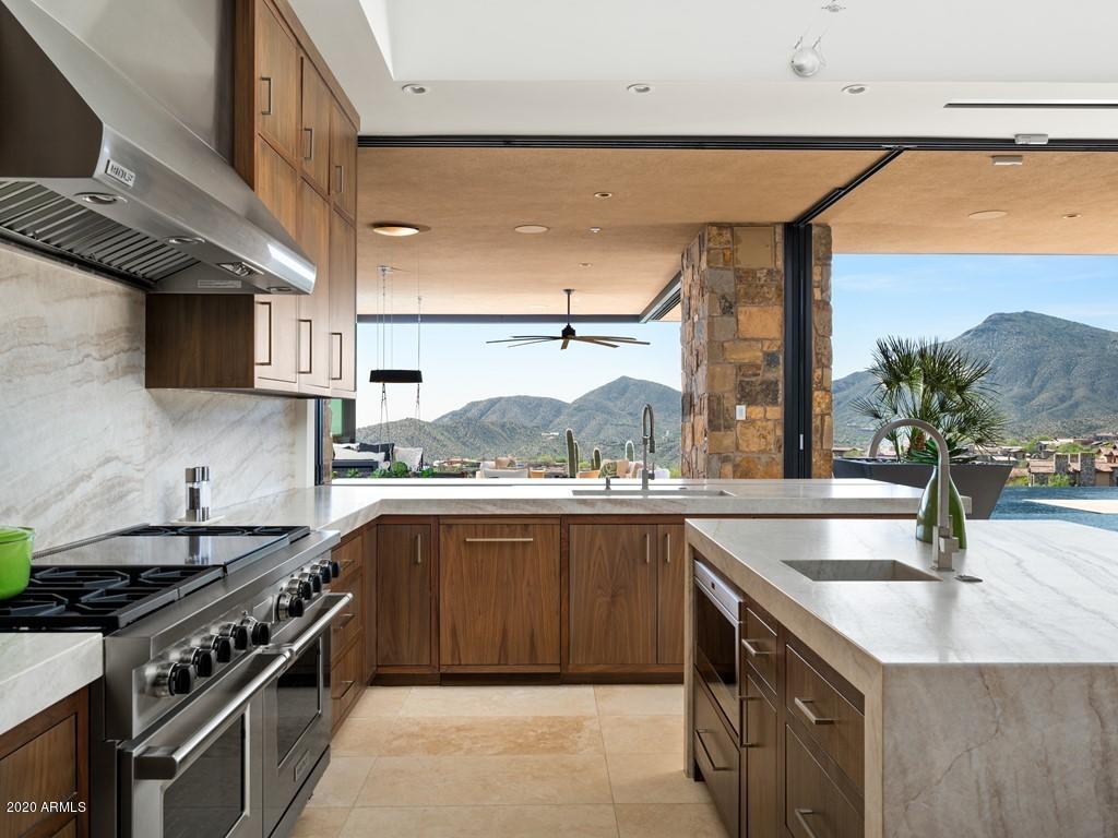 DESERT MOUNTAIN - Residential
