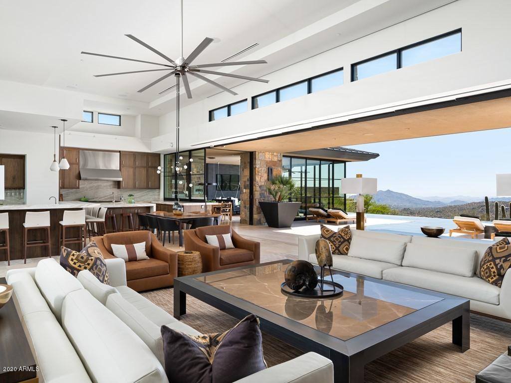 DESERT MOUNTAIN - Residential