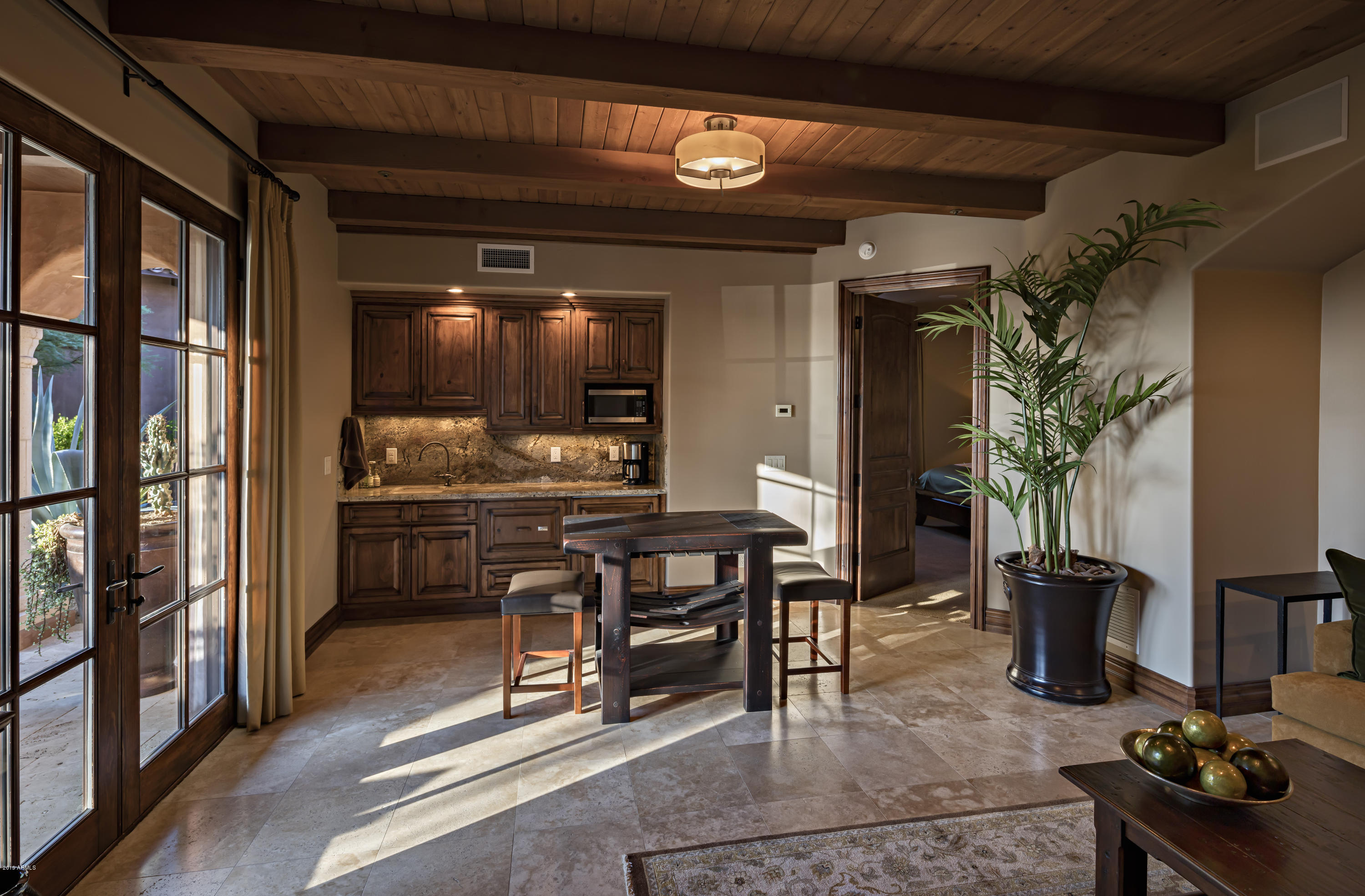 Whisper Rock - Residential