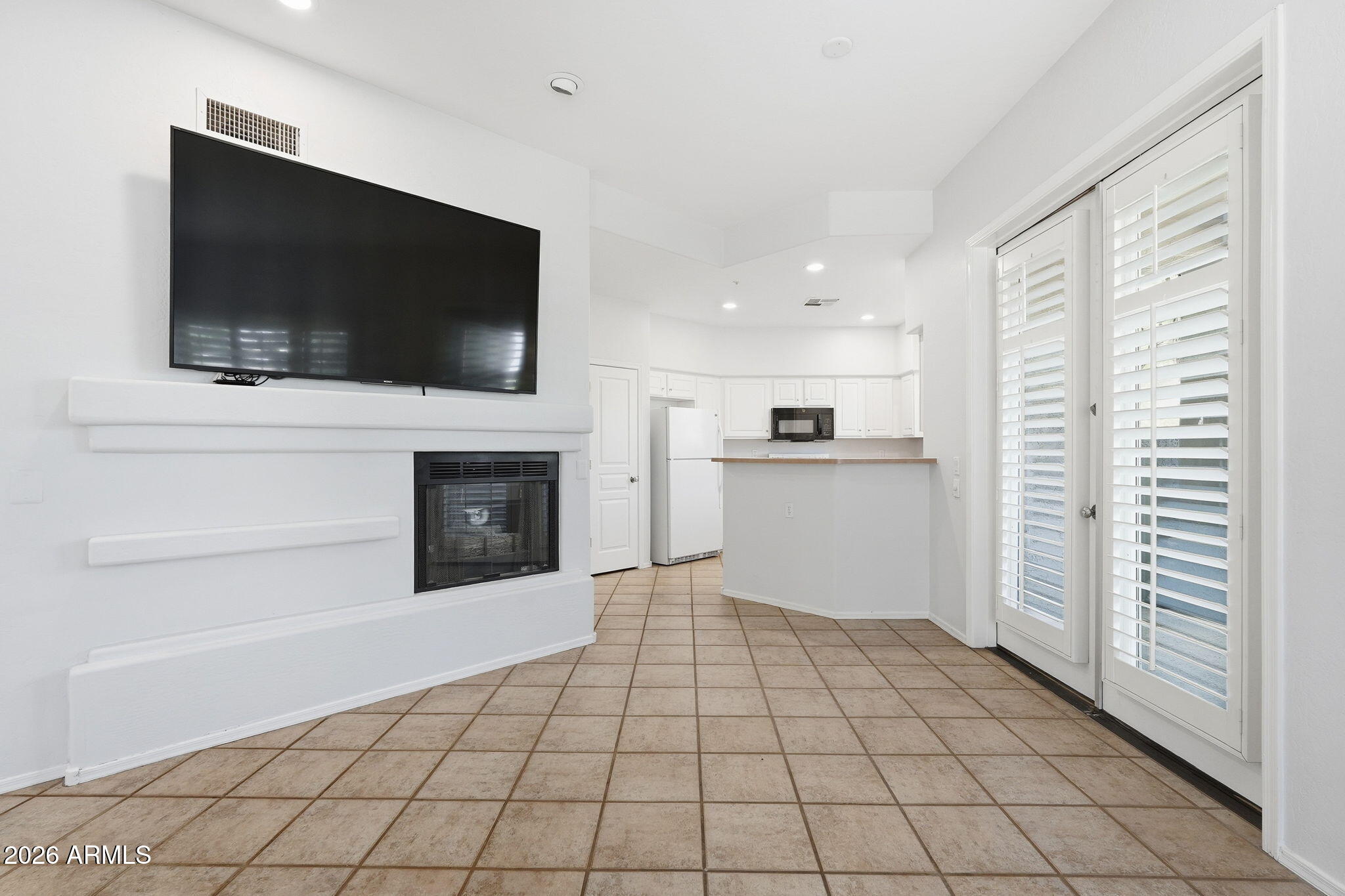 VINTAGE CONDOMINIUM - Residential