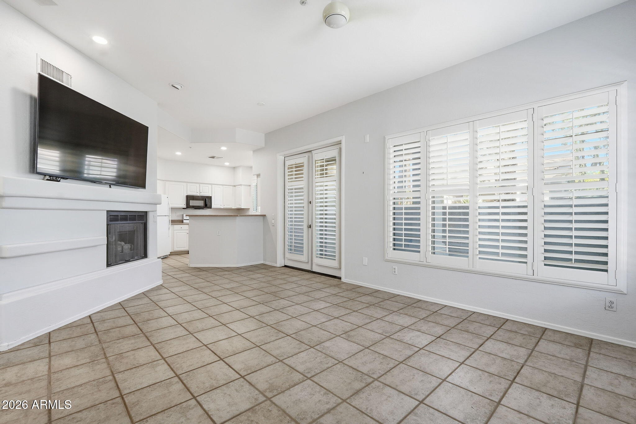 VINTAGE CONDOMINIUM - Residential