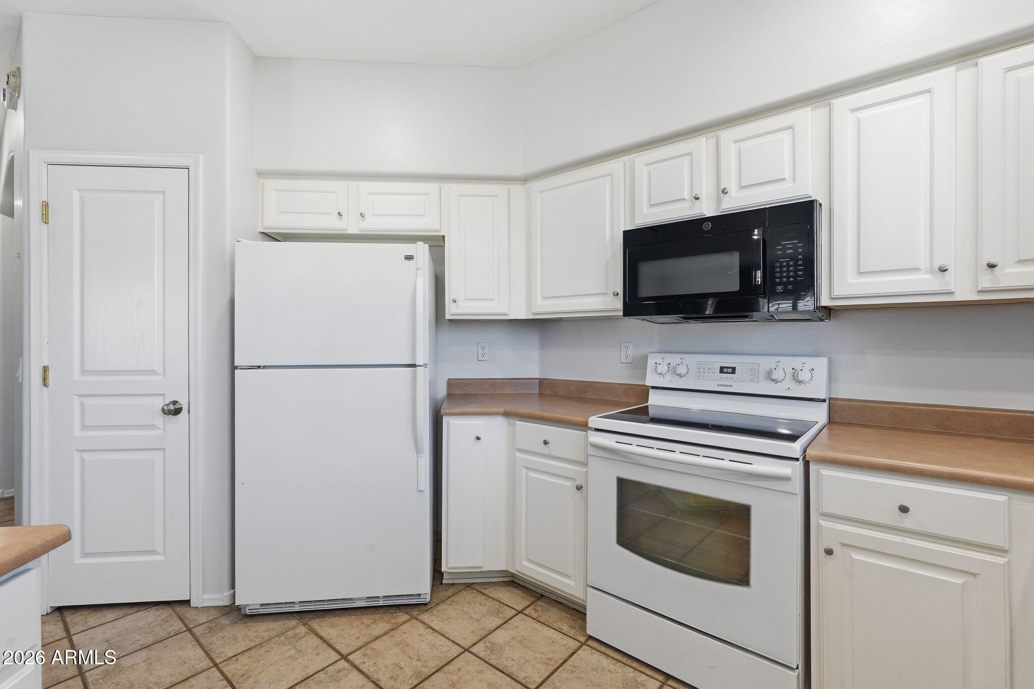 VINTAGE CONDOMINIUM - Residential