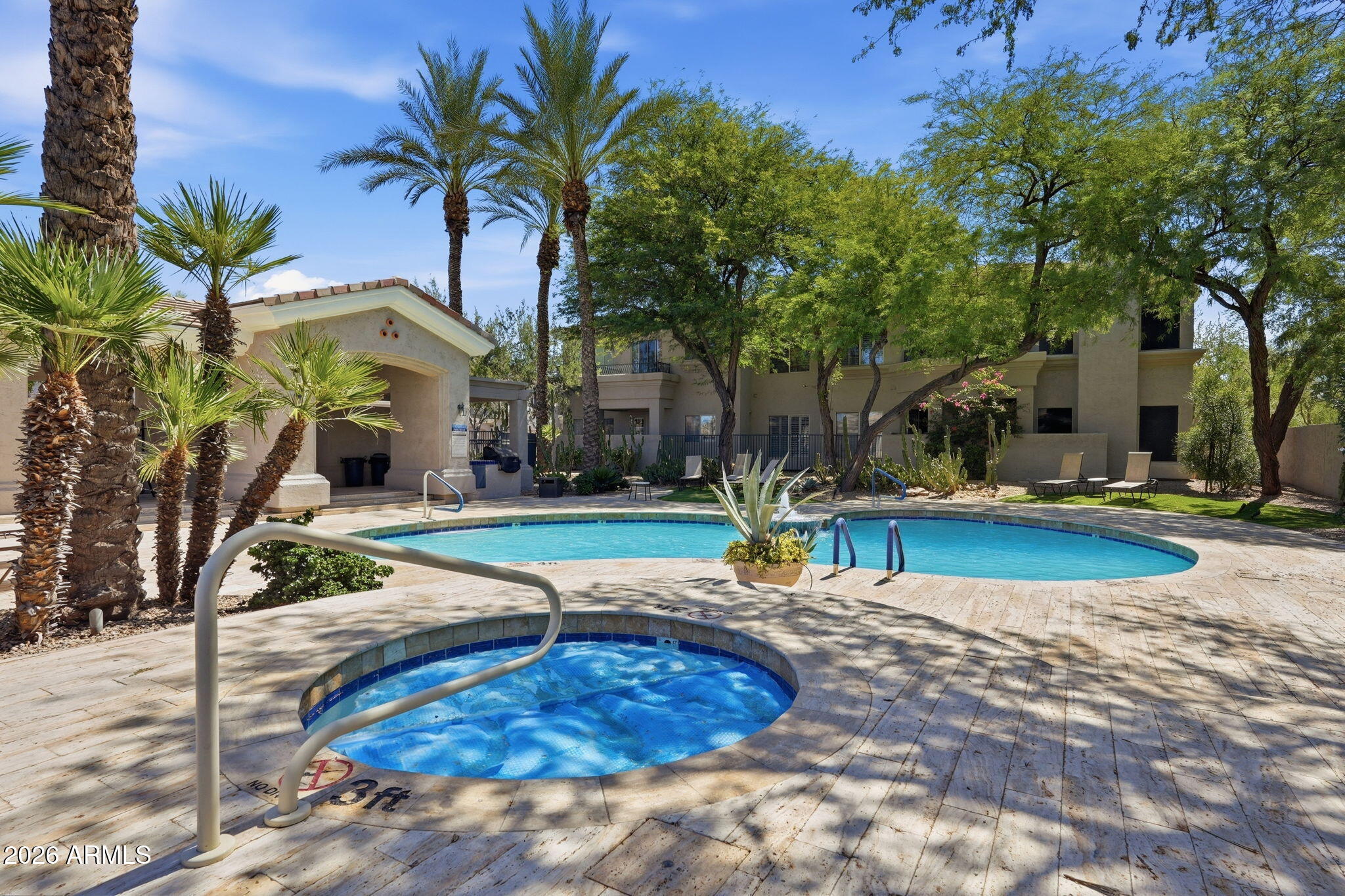 VINTAGE CONDOMINIUM - Residential