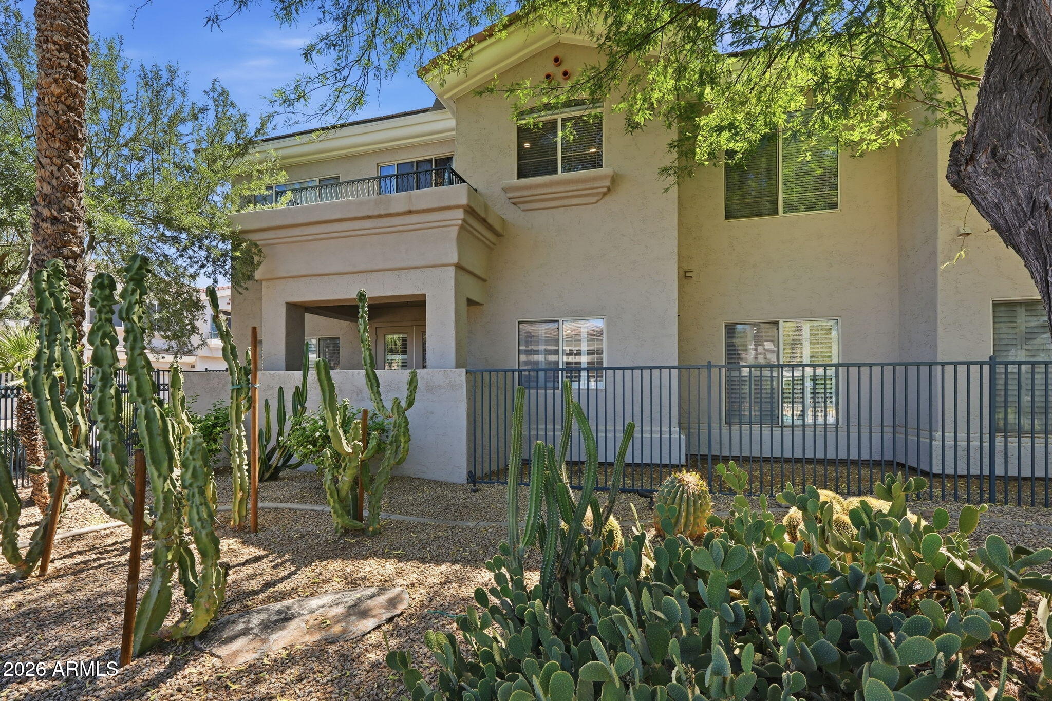 VINTAGE CONDOMINIUM - Residential