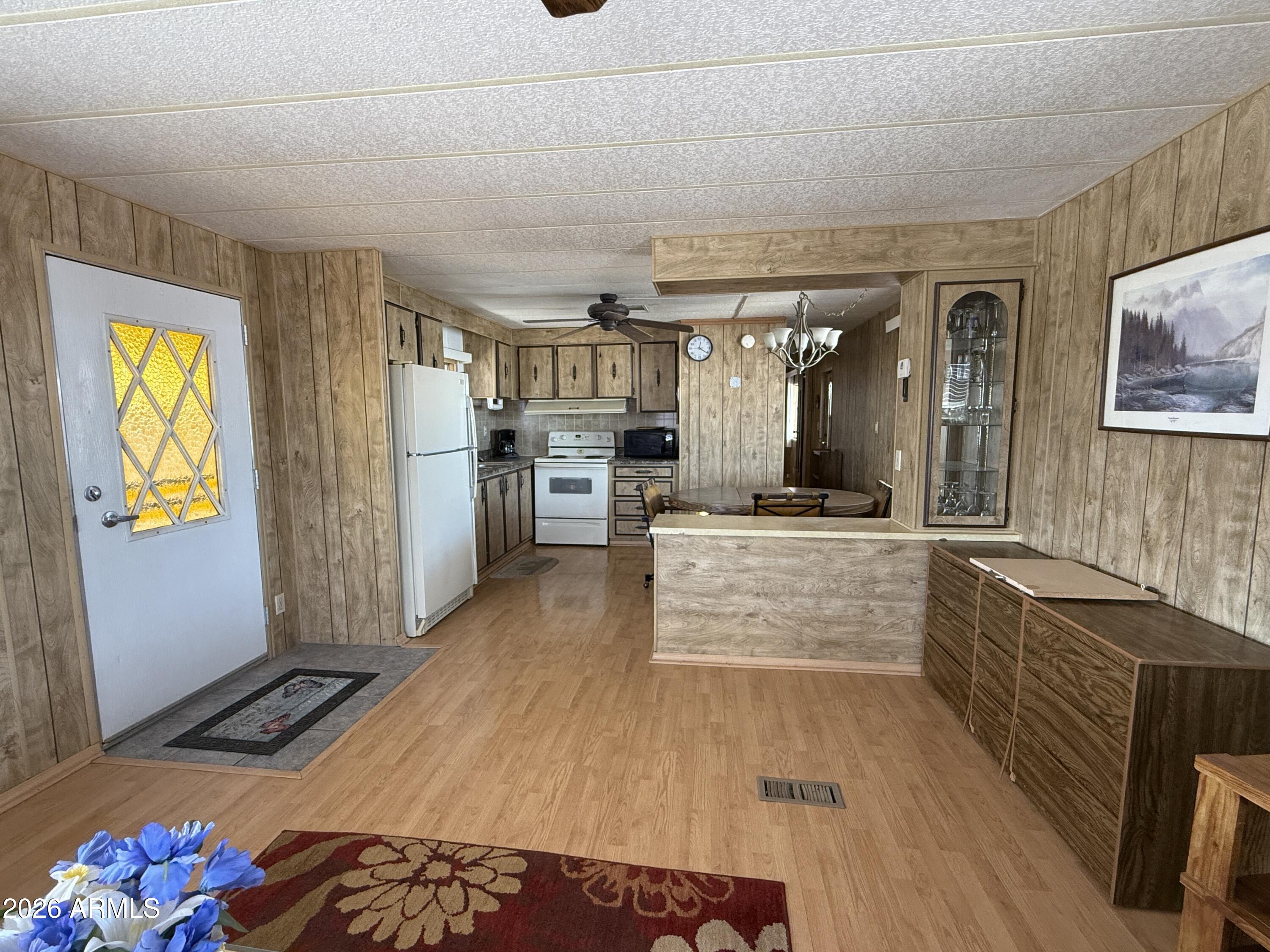 S30 T1N R8E - Residential