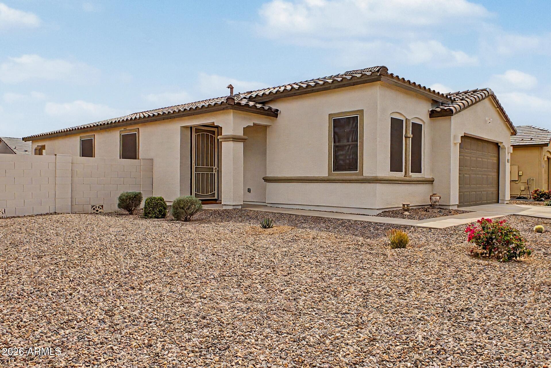 MAGMA RANCH II UNIT 1 - Residential