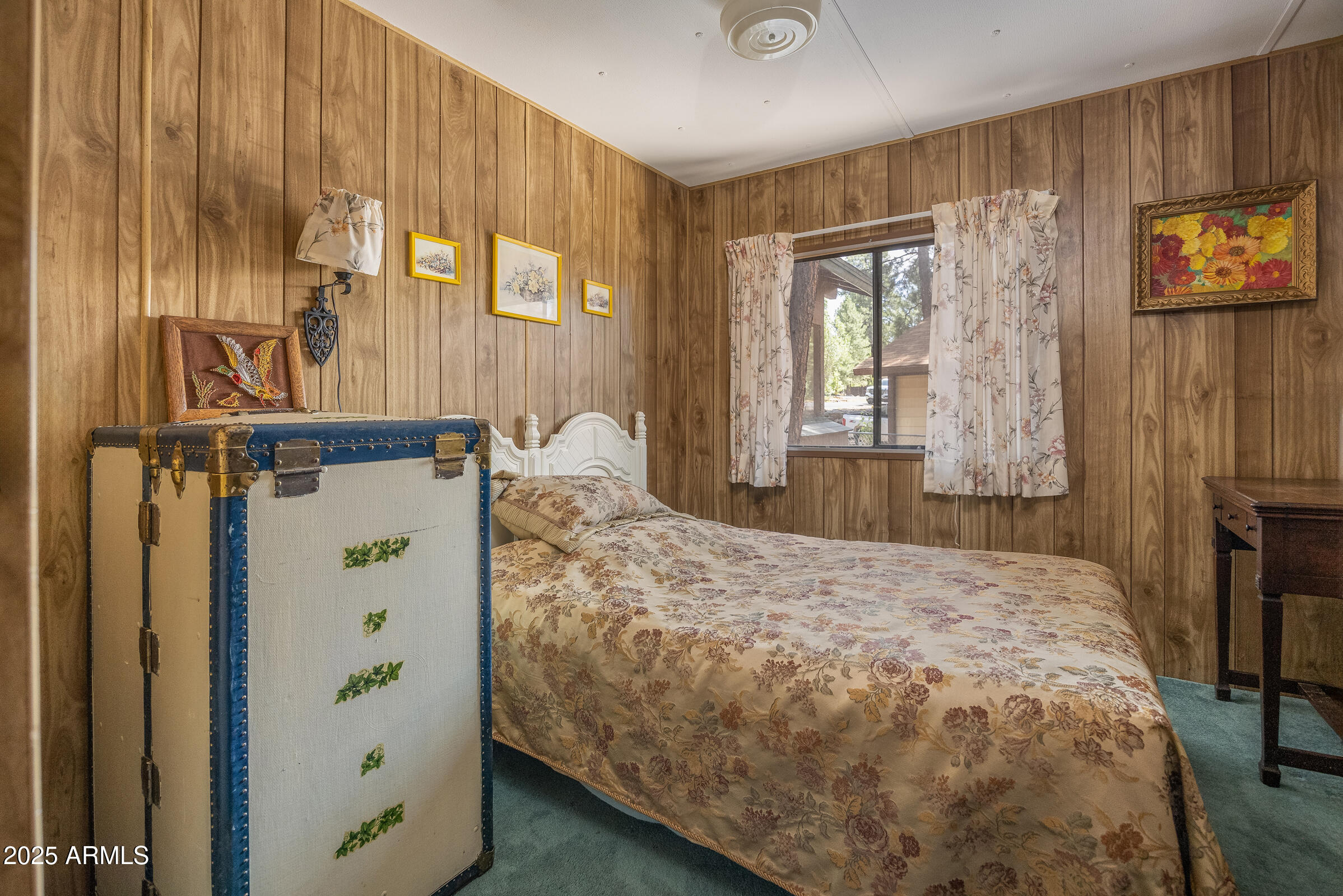 PINEWOOD 11A - Residential